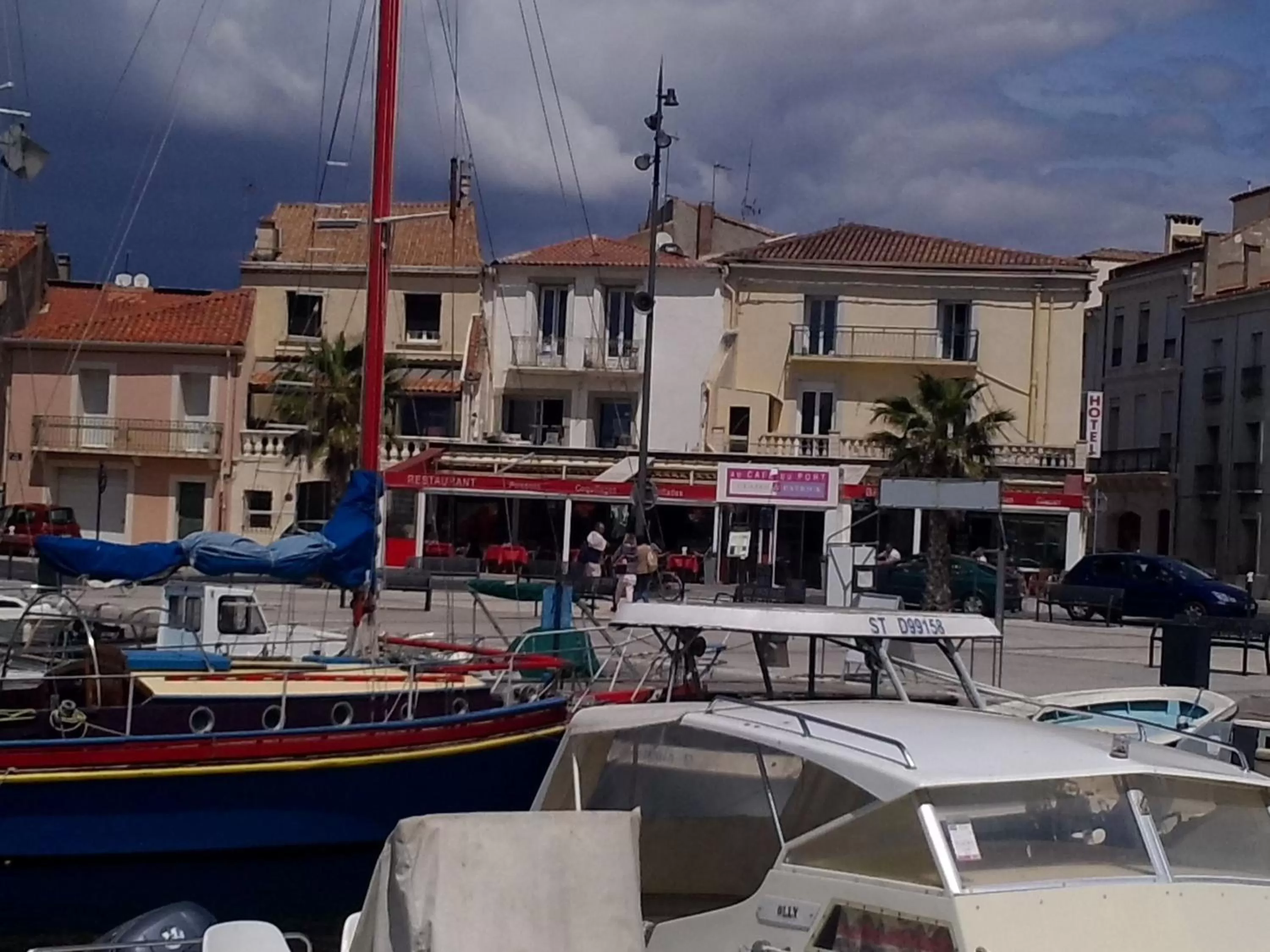 Patio in Hotel-Restaurant Du Port