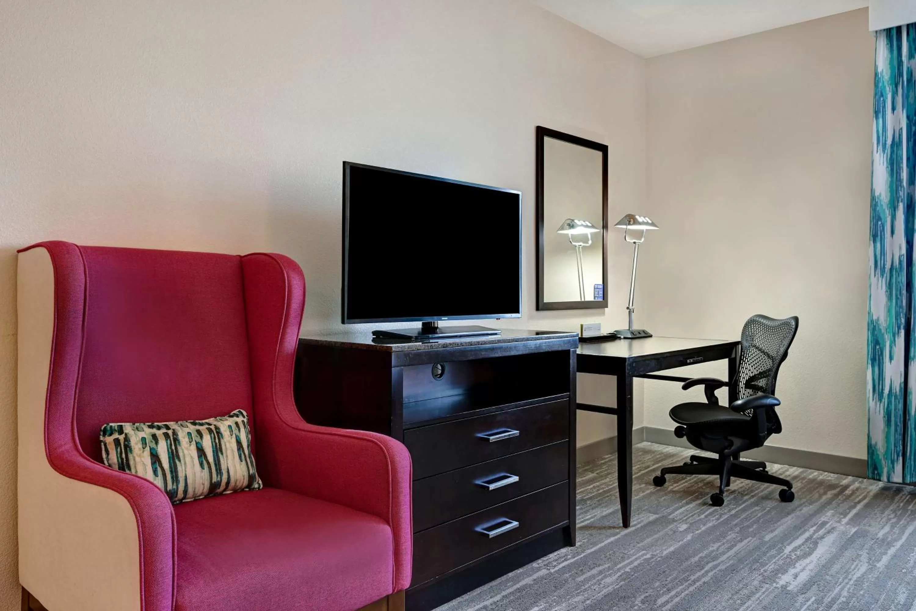 Bedroom in Hilton Garden Inn San Bernardino