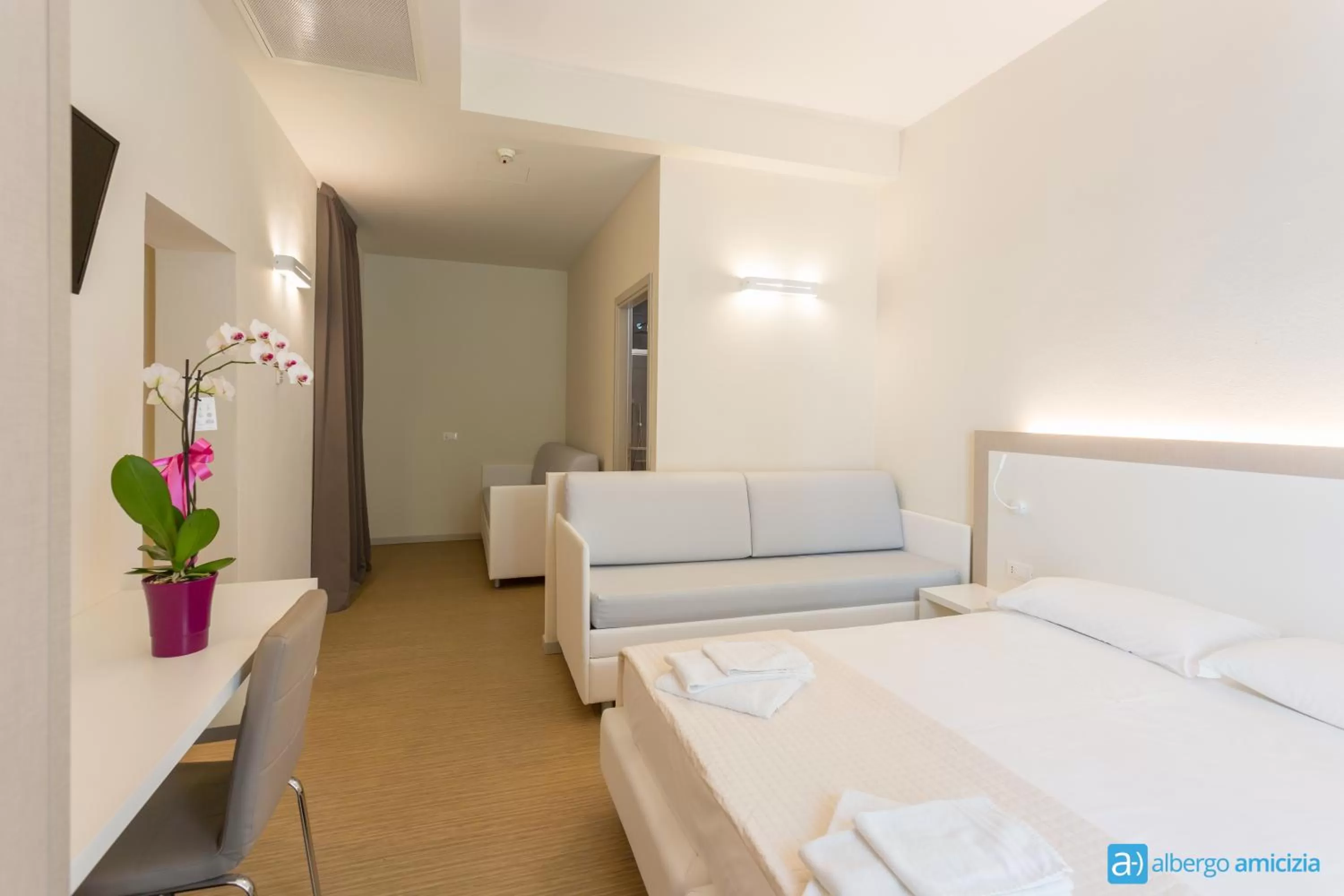 Photo of the whole room, Bed in Hotel Amicizia