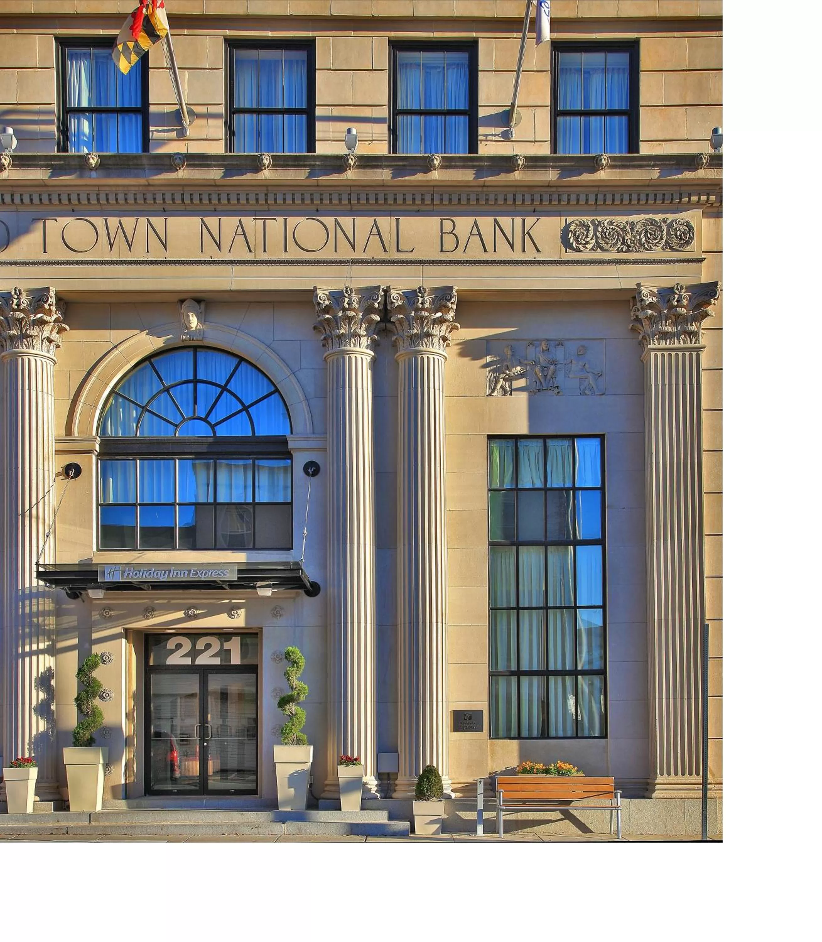 Property Building in Holiday Inn Express Baltimore-Downtown, an IHG Hotel