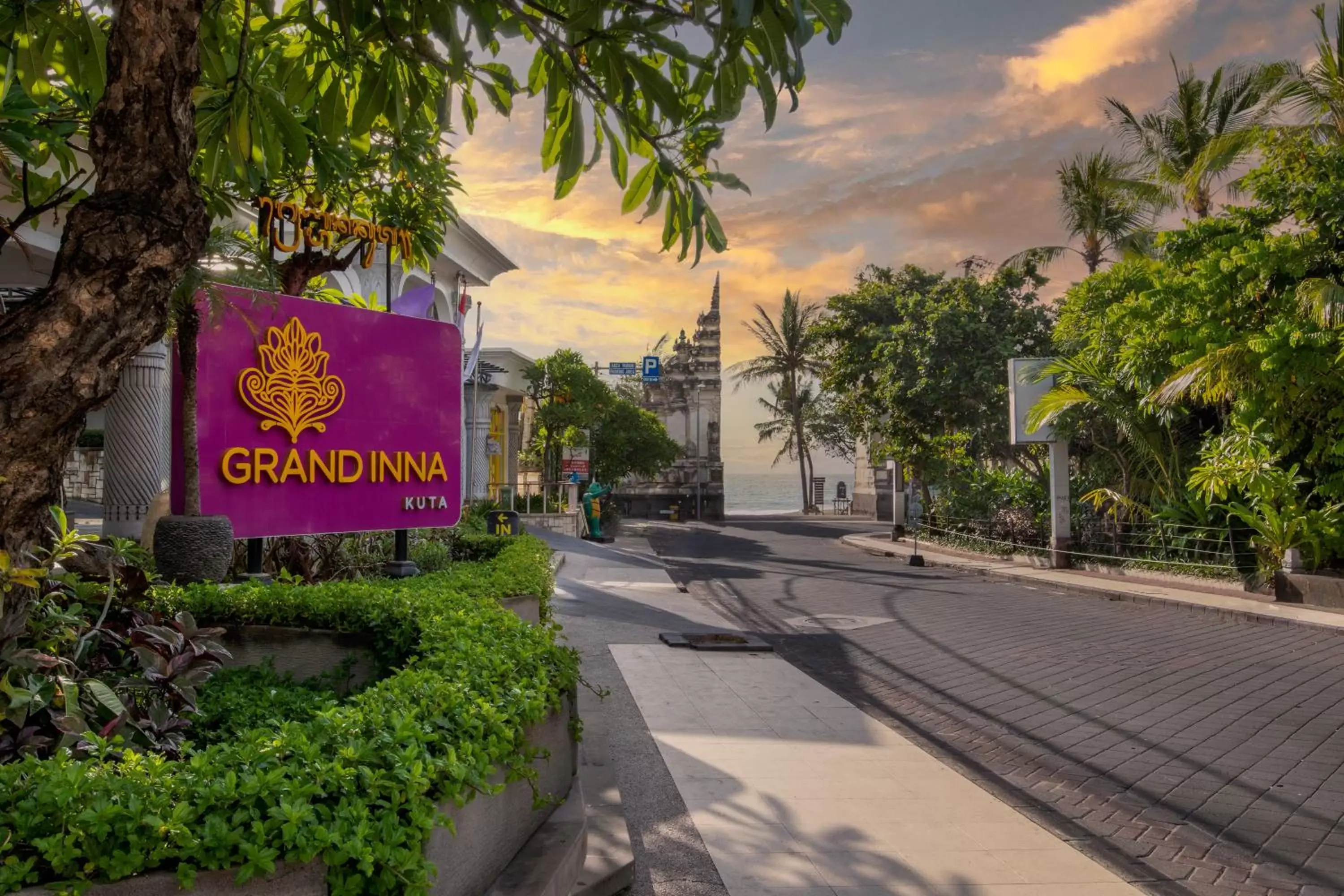 Facade/entrance in Grand Inna Kuta