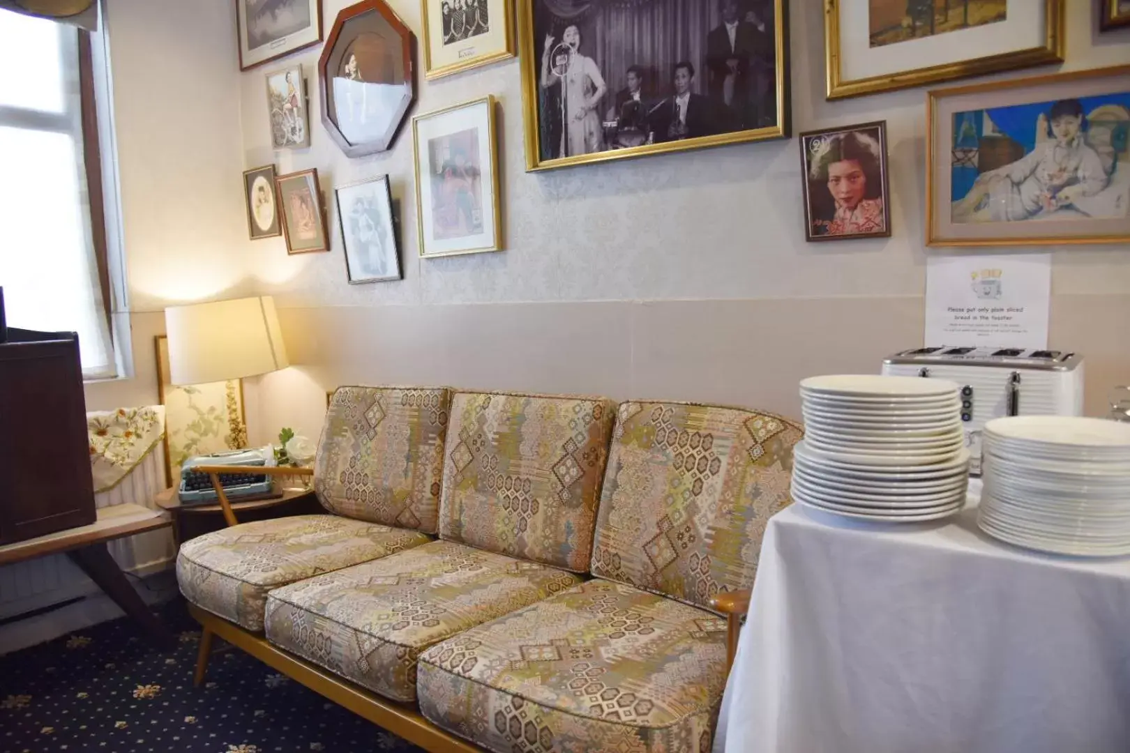 Property building in Crystal Hotel & Savour Property building in Crystal Hotel & Savour