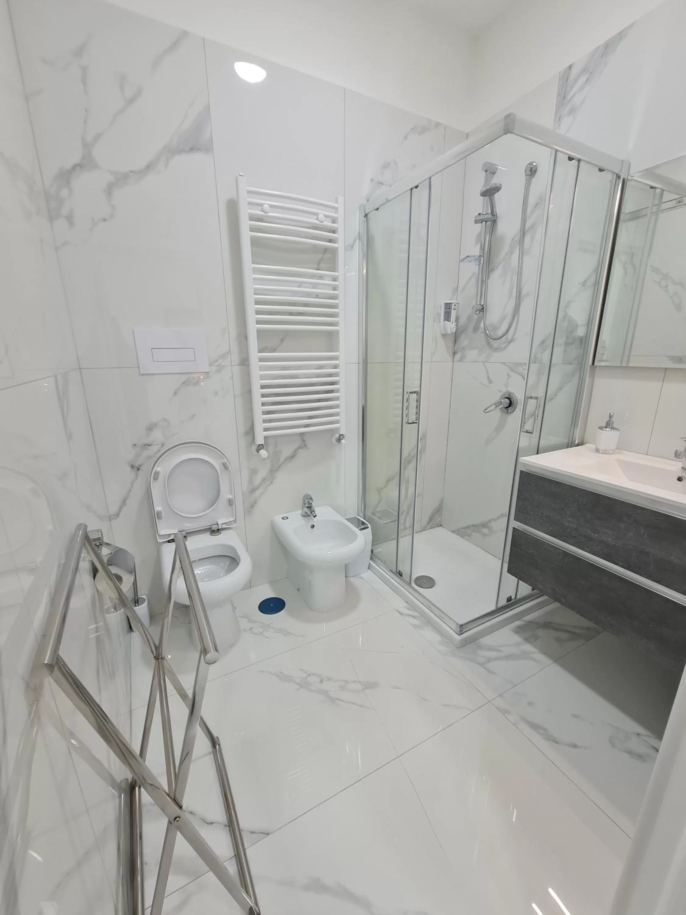 Bathroom in Lumacors House