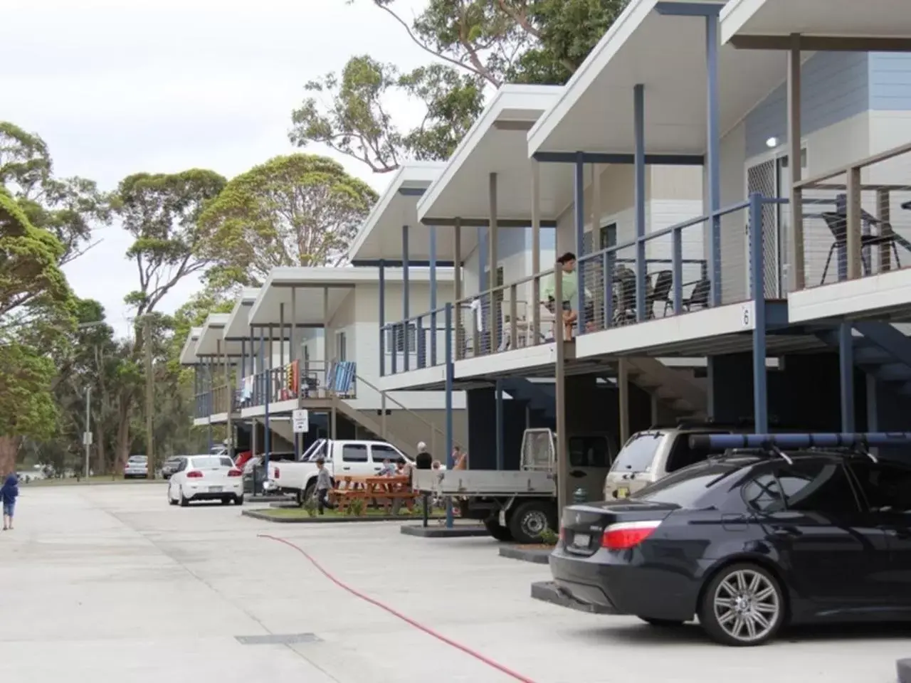 Property Building in Peace Resorts - Jervis Bay Holiday Cabins in Sussex Inlet