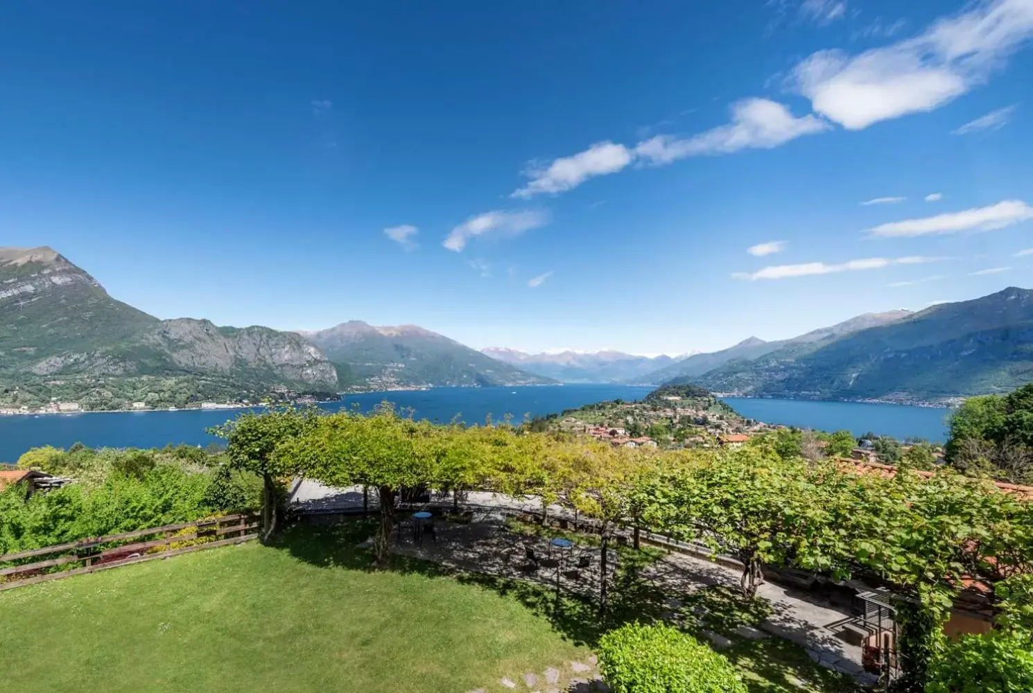 Lake view in Hotel Il Perlo Panorama