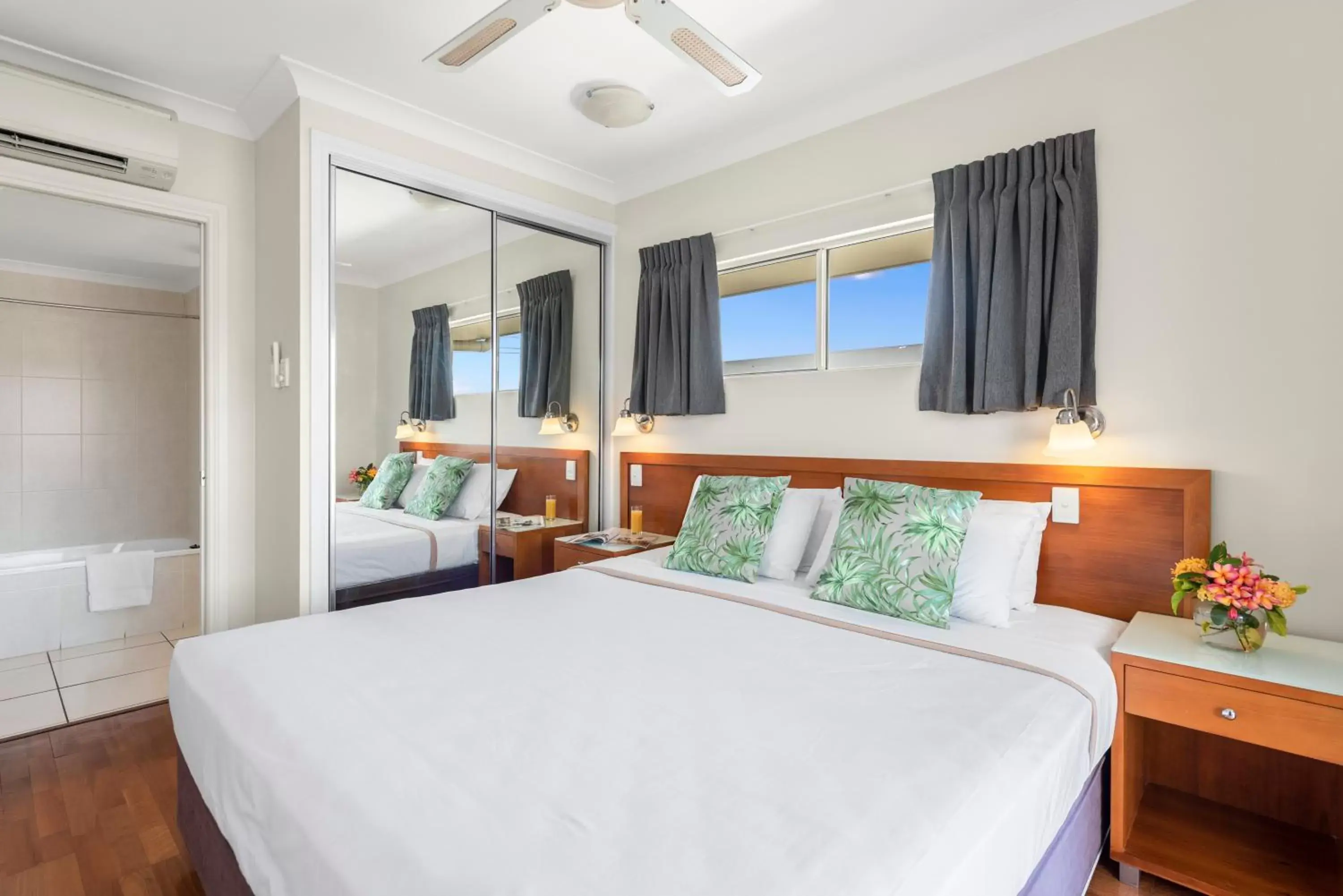 Bedroom, Bed in Bay Village Tropical Retreat & Apartments