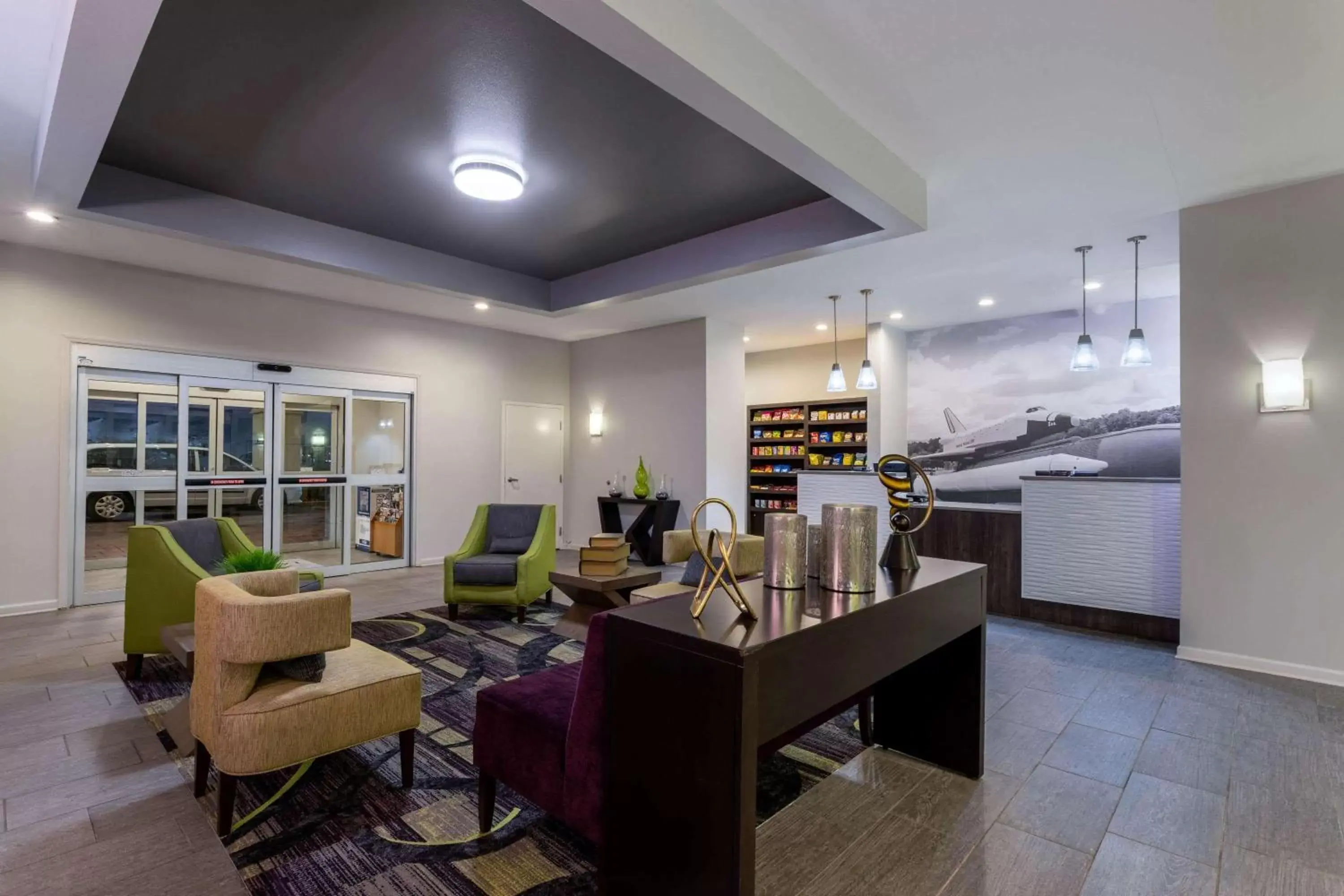 Lobby or reception, Lobby/Reception in La Quinta by Wyndham Huntsville Airport Madison