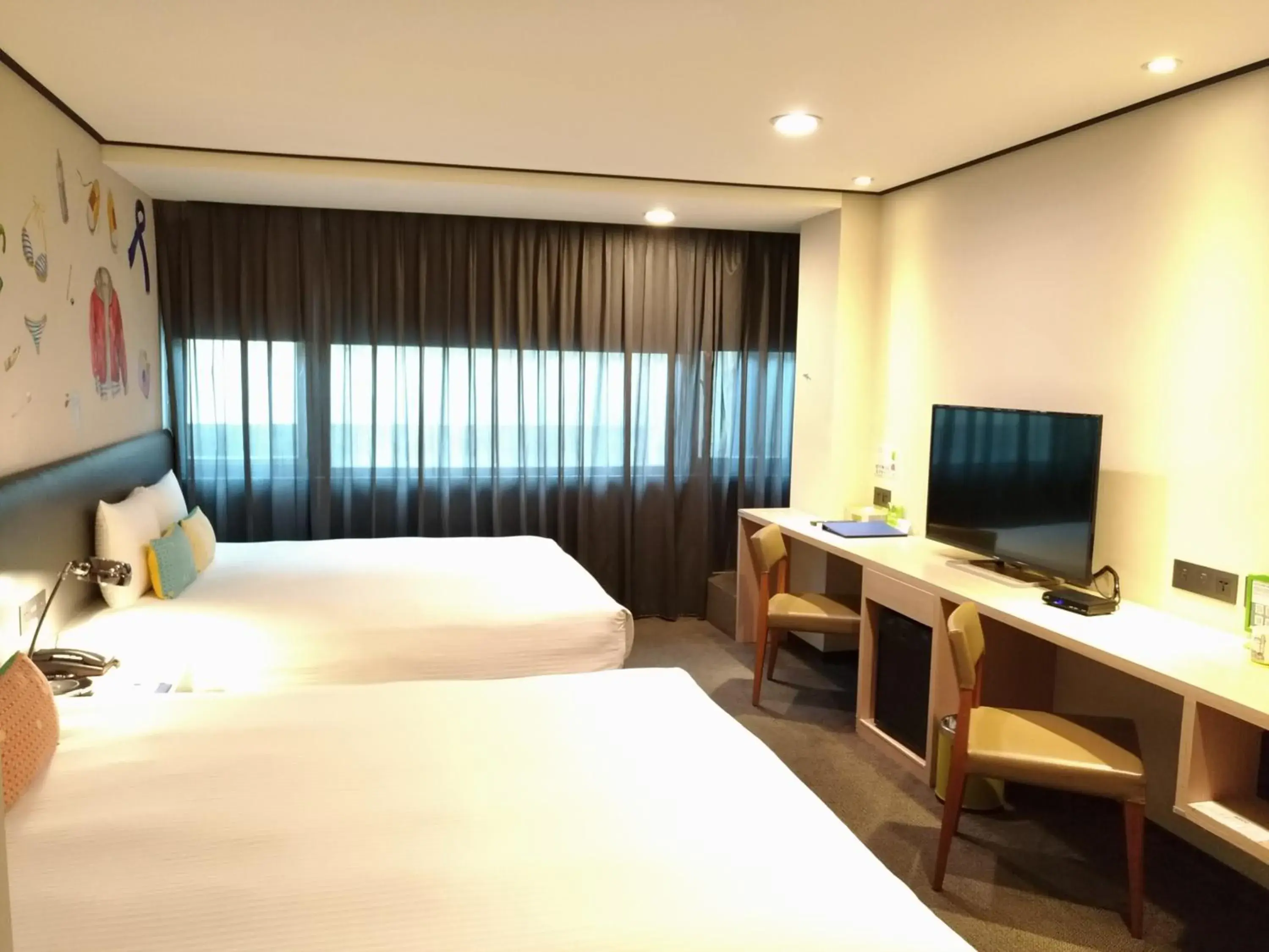 Photo of the whole room, Bed in Energy Inn