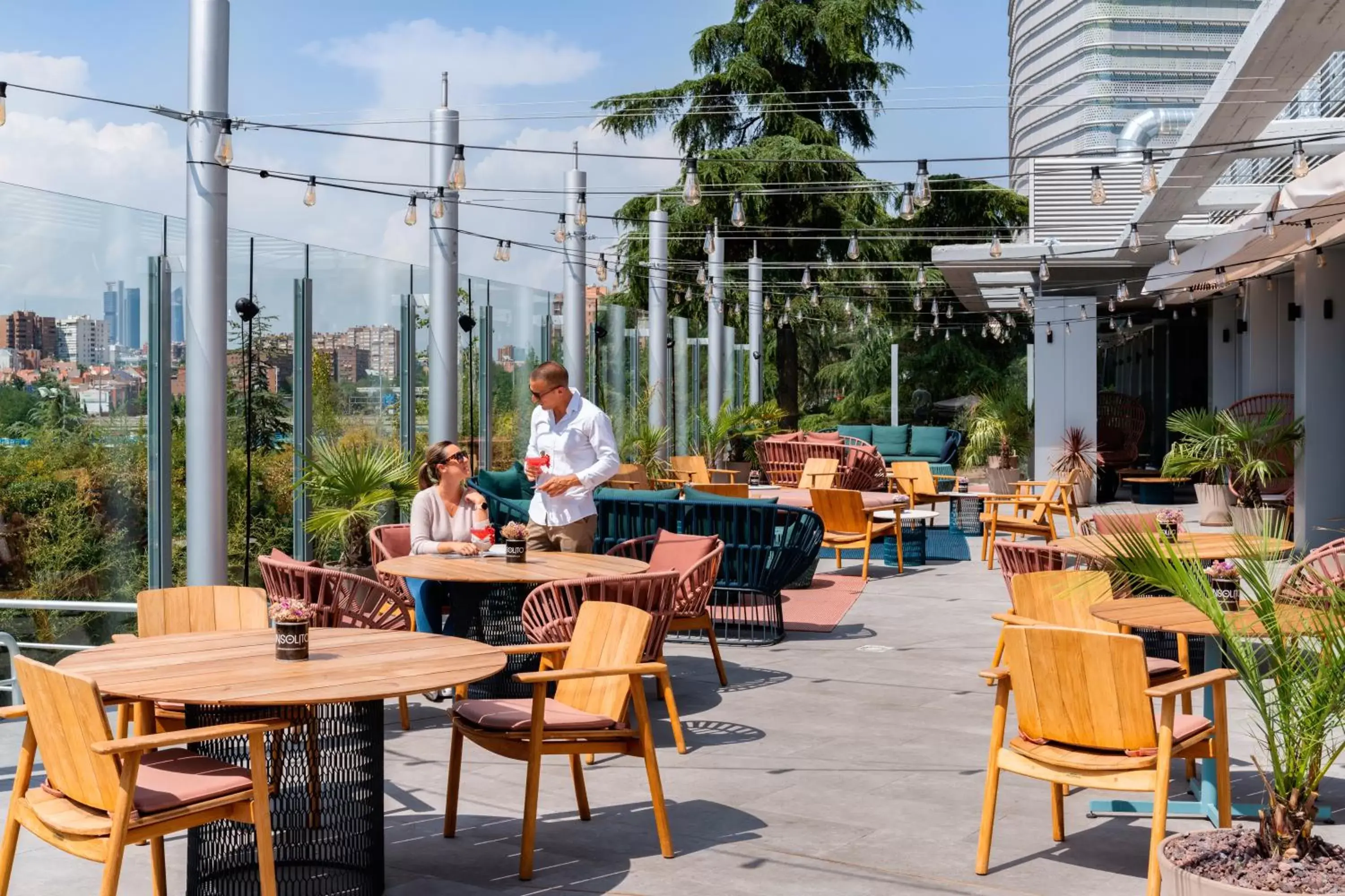 Balcony/Terrace, Restaurant/Places to Eat in Ibis Styles Madrid City Las Ventas