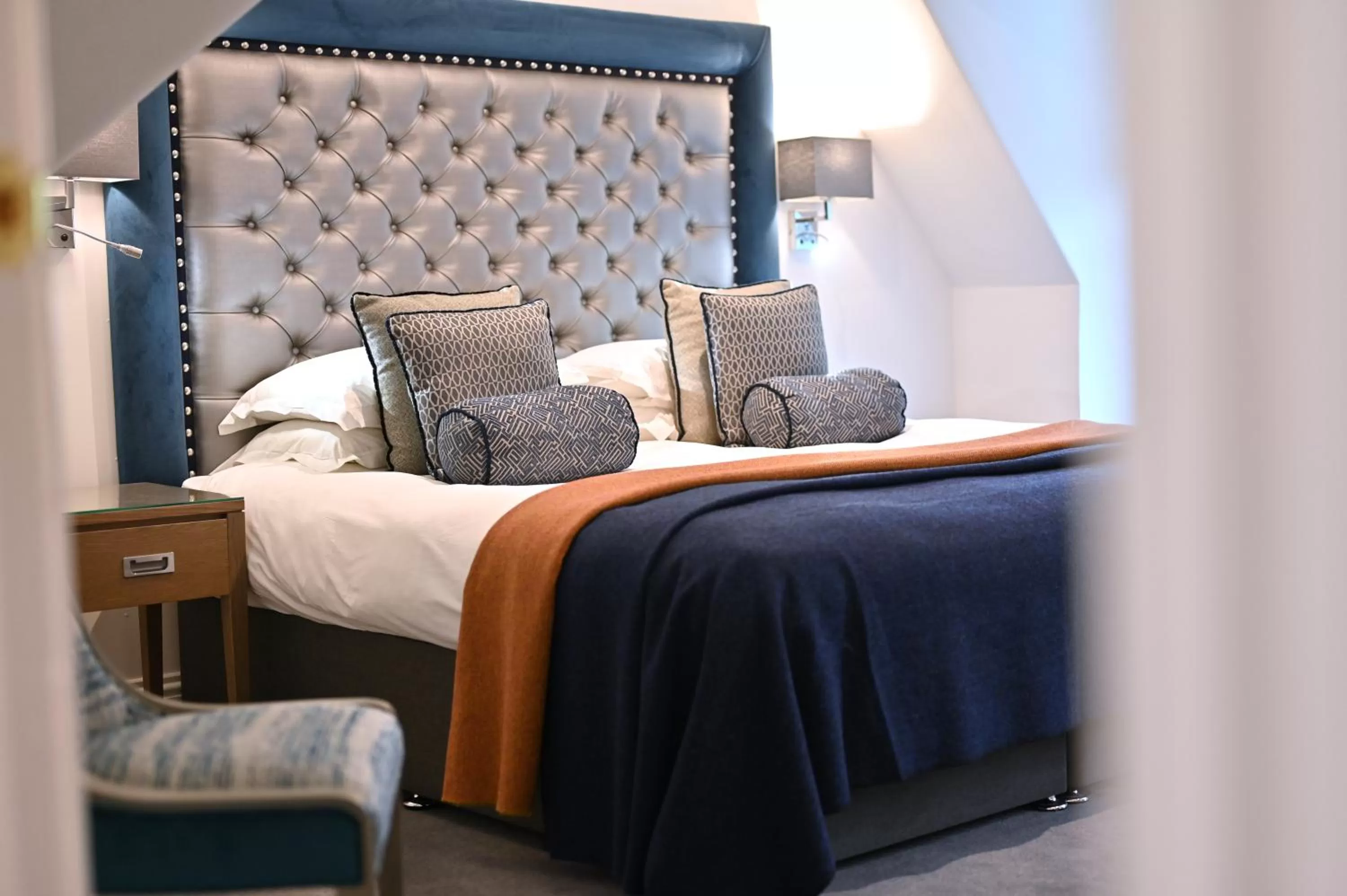 Bedroom, Bed in Skeabost House Hotel