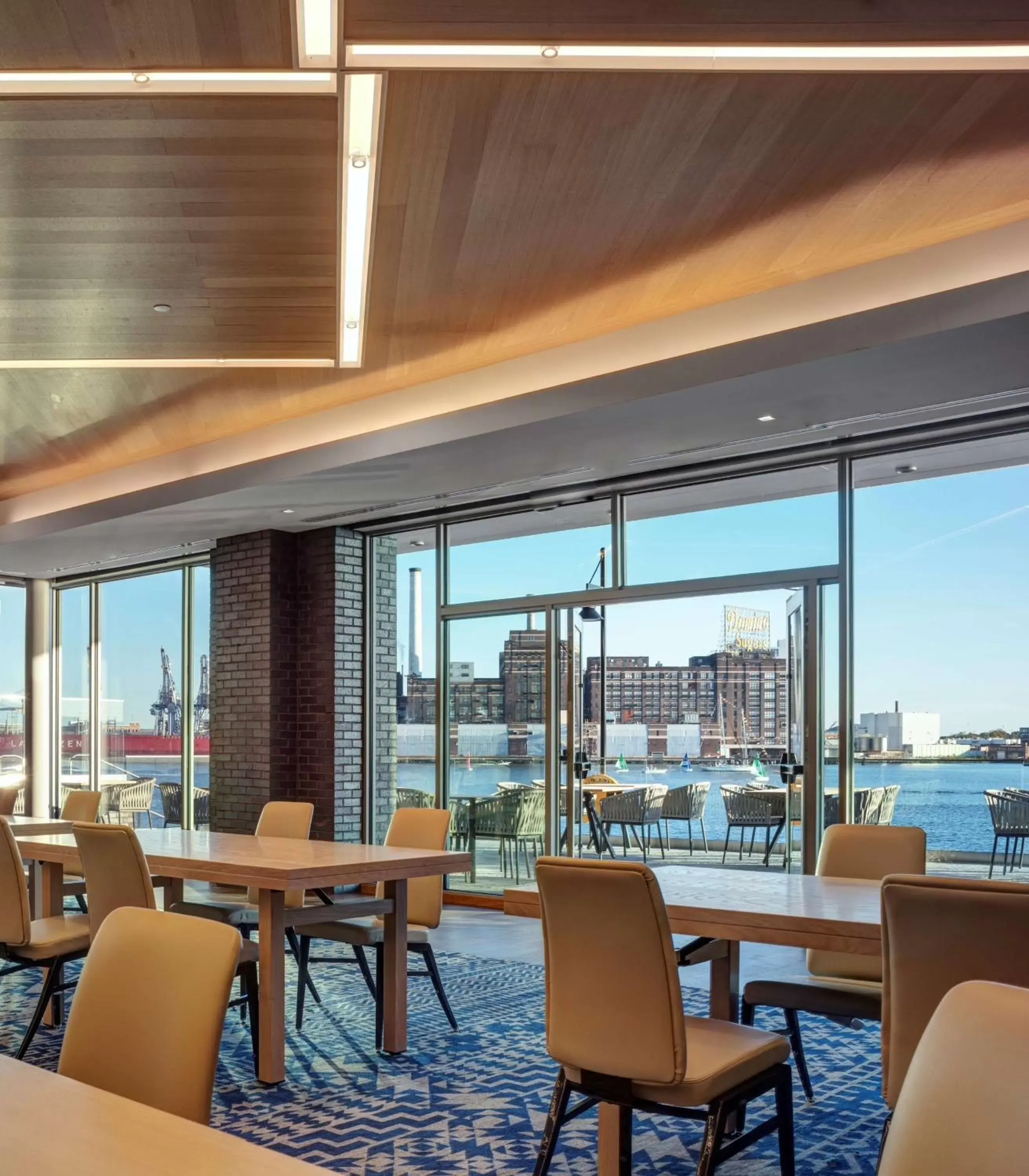 Dining area, Restaurant/Places to Eat in Canopy By Hilton Baltimore Harbor Point - Newly Built