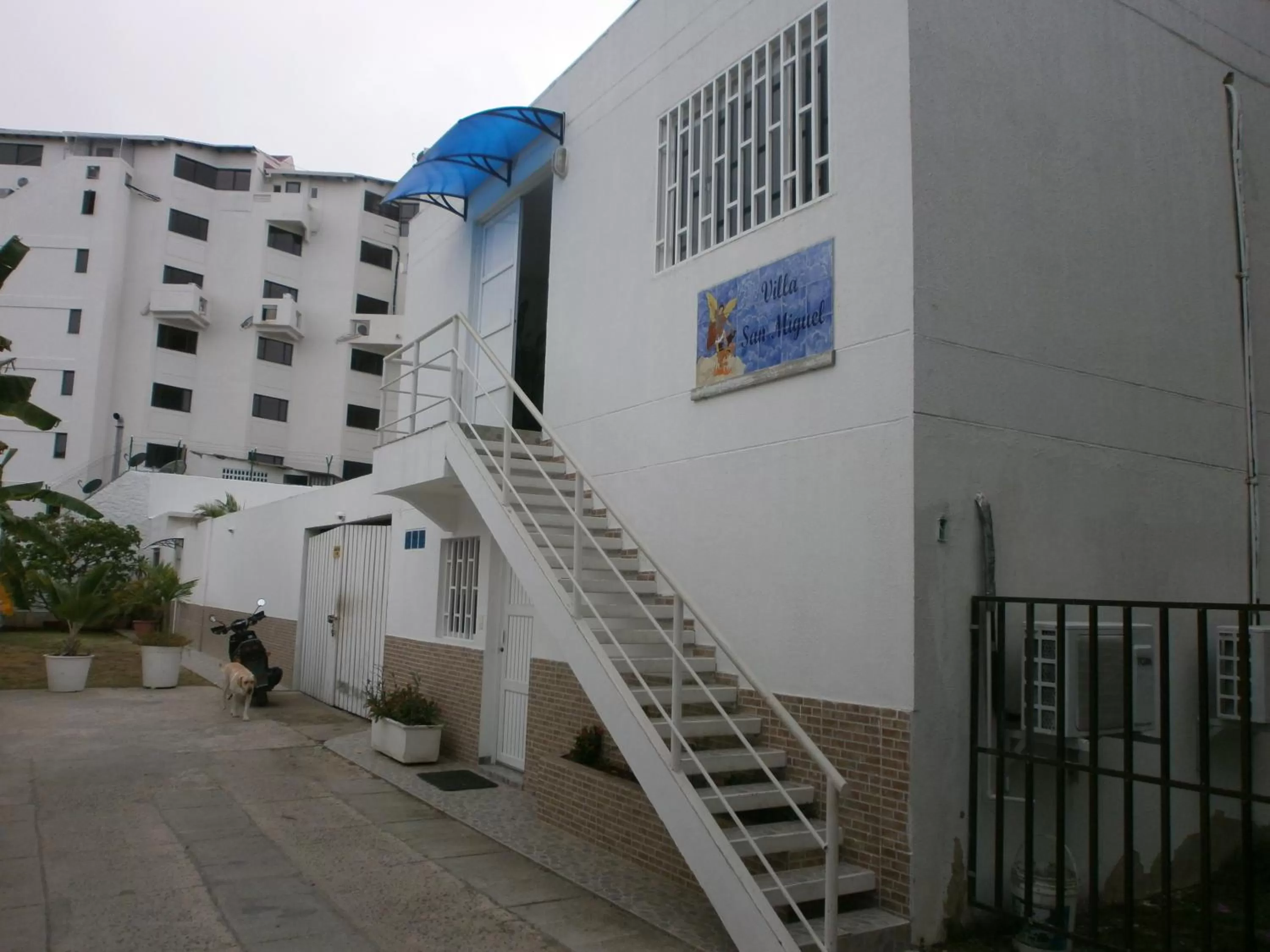 Facade/entrance in Villa San Miguel