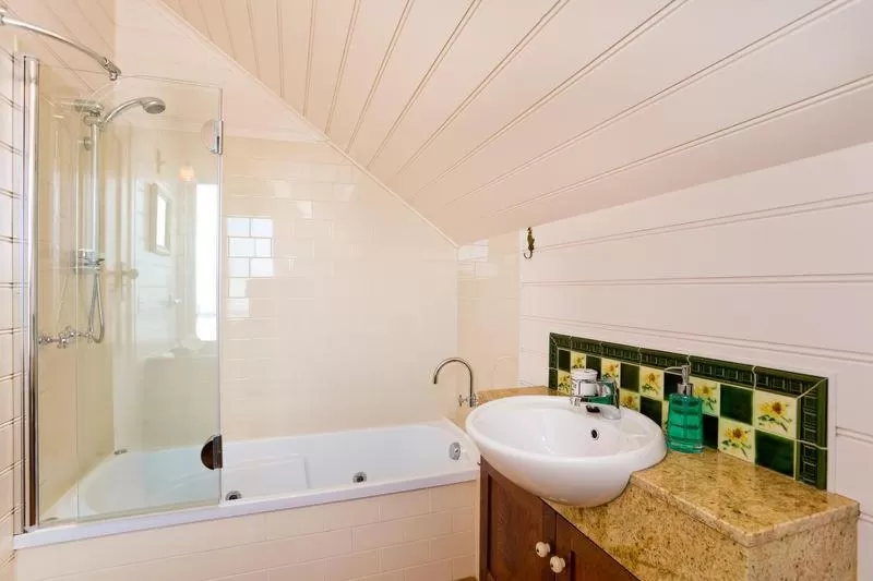 Apollo Bay Guest House