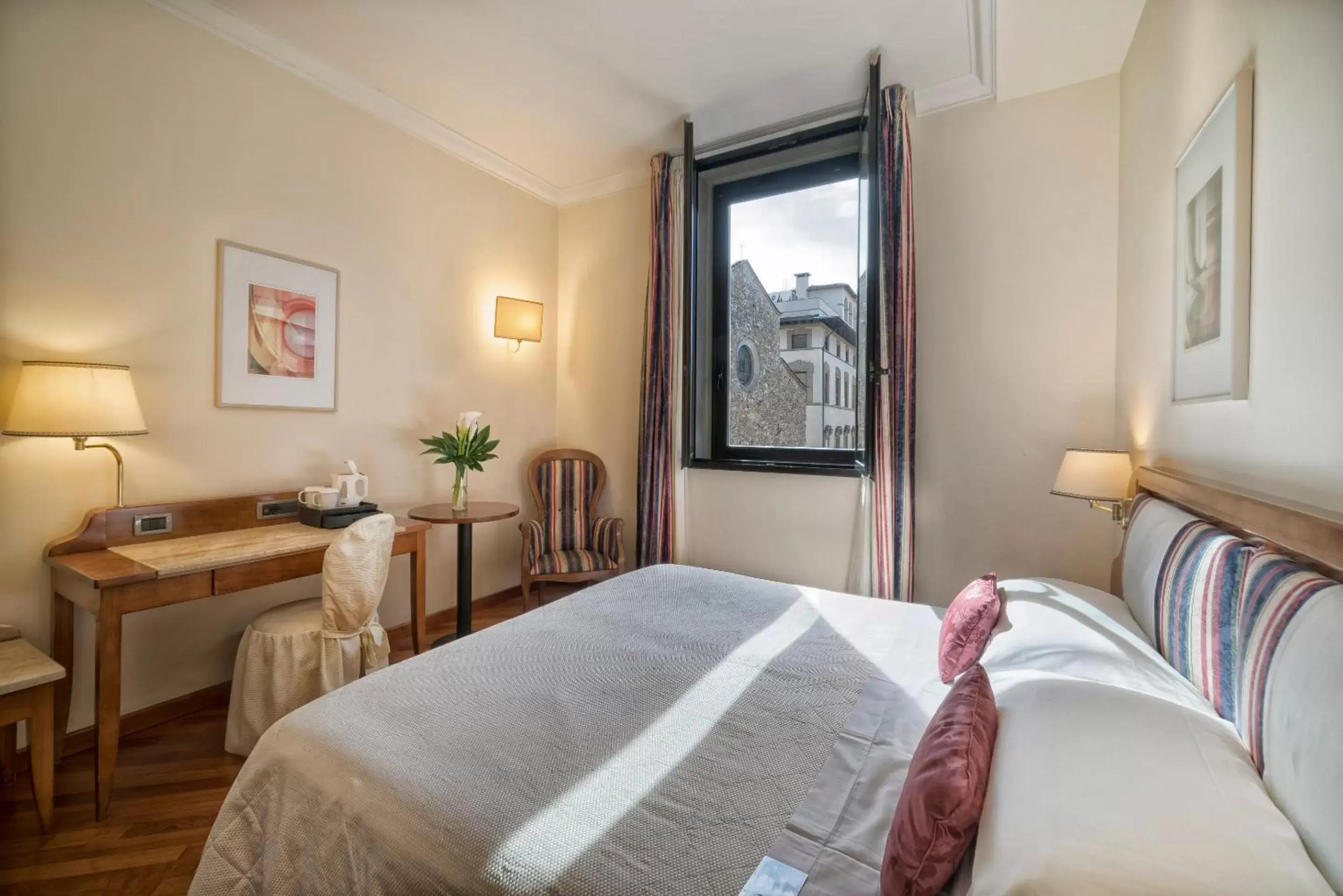 Bedroom, Bed in B&B Hotel Firenze Laurus Al Duomo