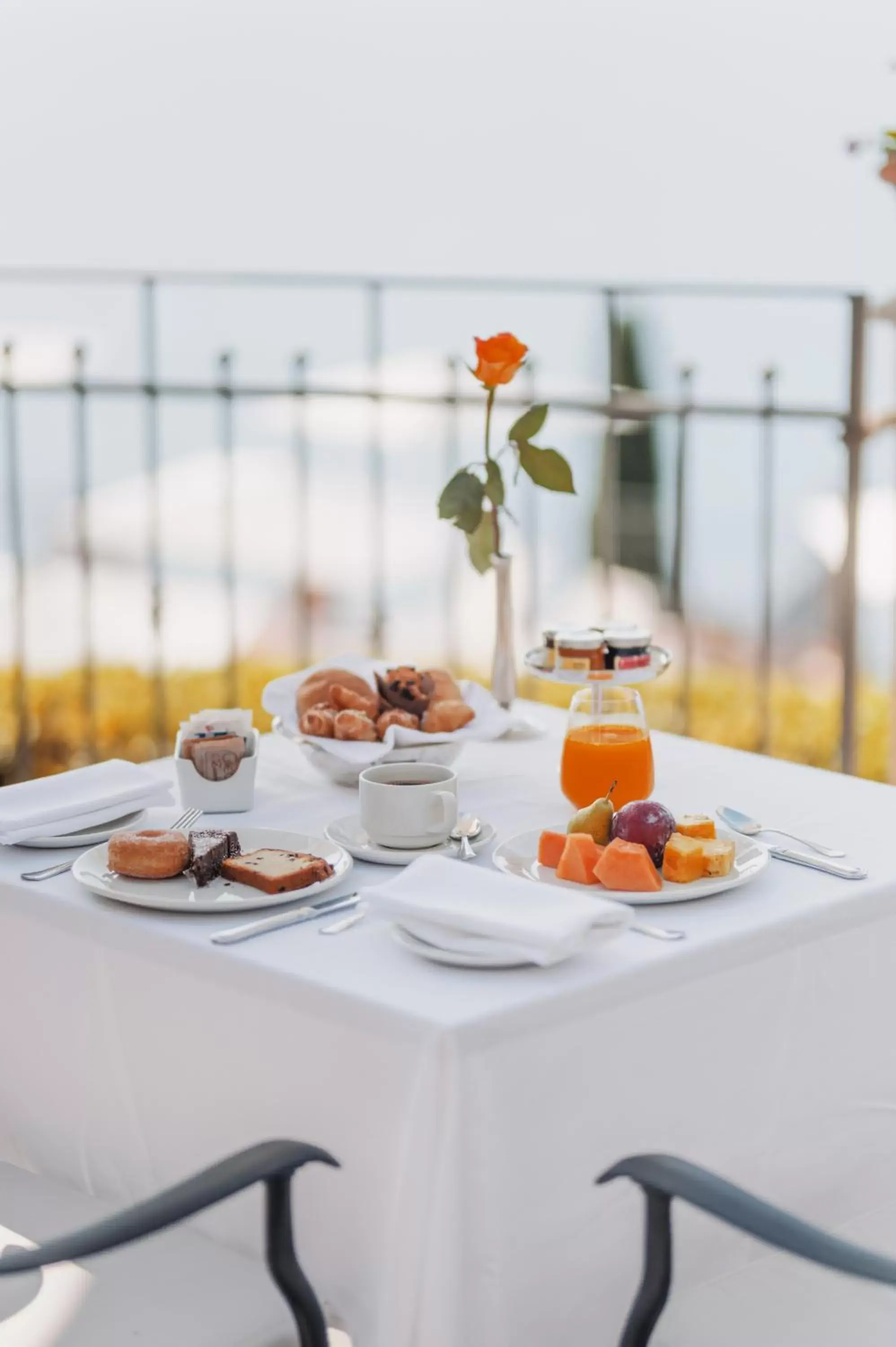 Continental breakfast in Grand Hotel San Pietro Relais & Chateaux