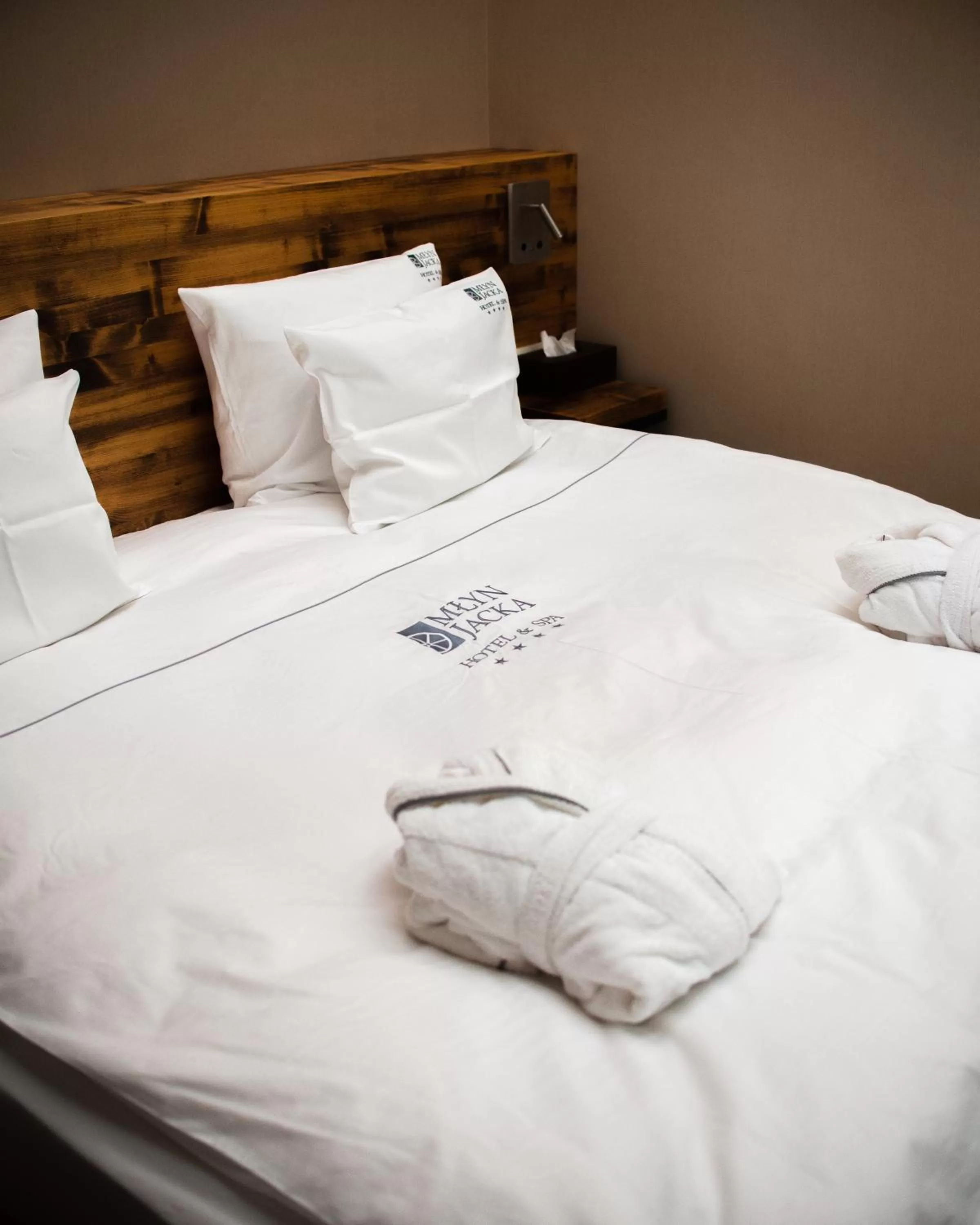 Photo of the whole room, Bed in Młyn Jacka Hotel & Spa