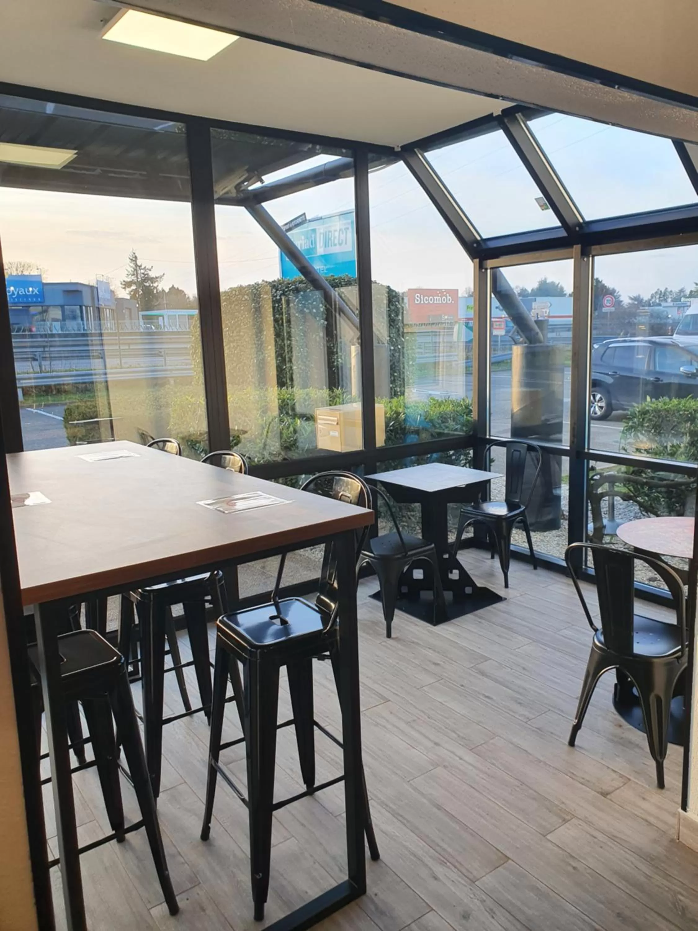 Restaurant/places to eat in Kyriad Direct Orleans - Olivet - La Source