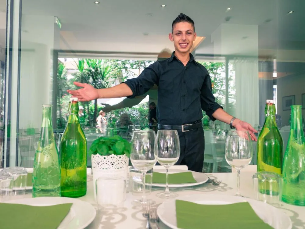 Staff in Hotel Principe SNC di Paloschi Valentina e Giulia