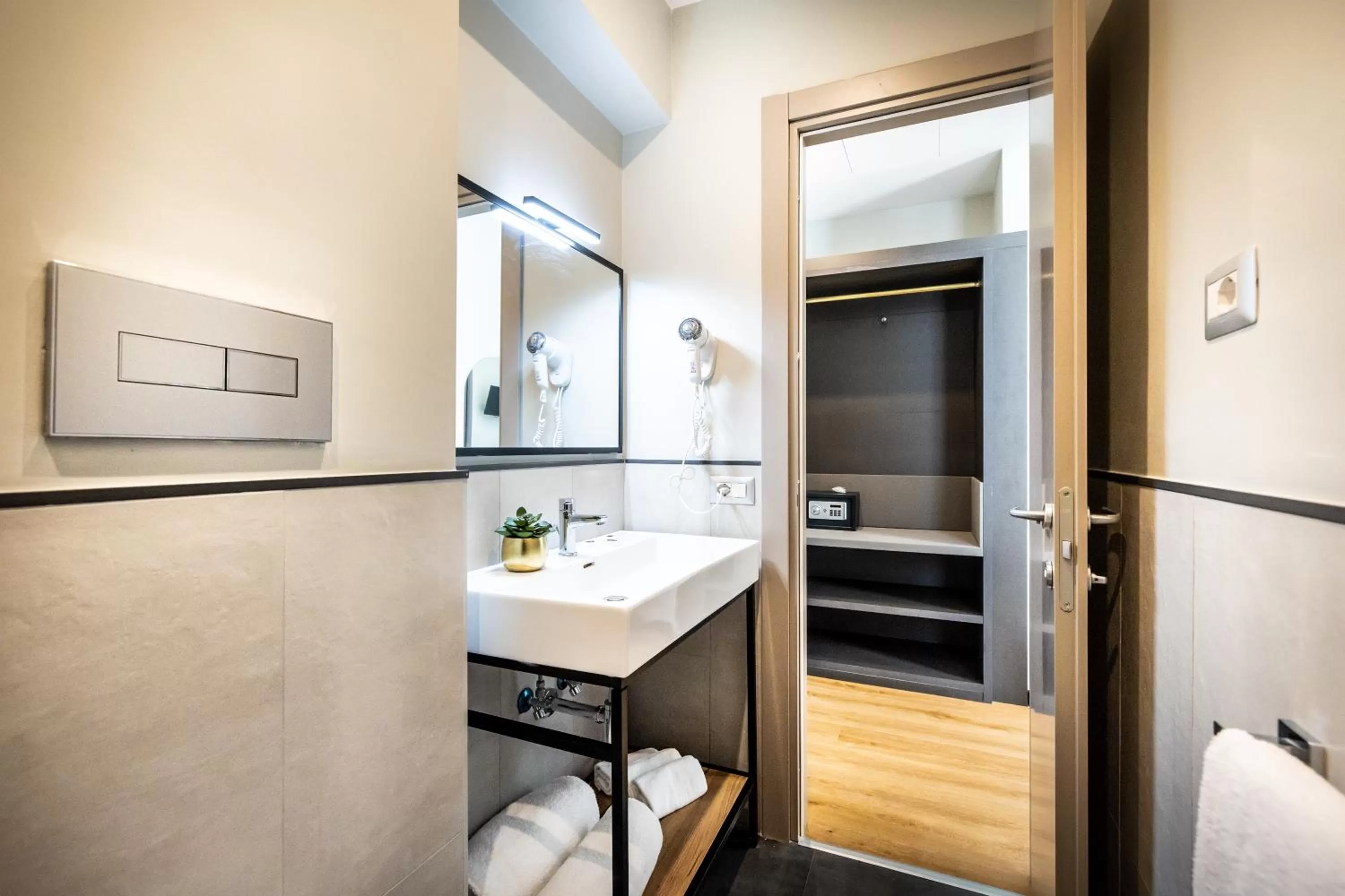 Bathroom in The Cross Hotel