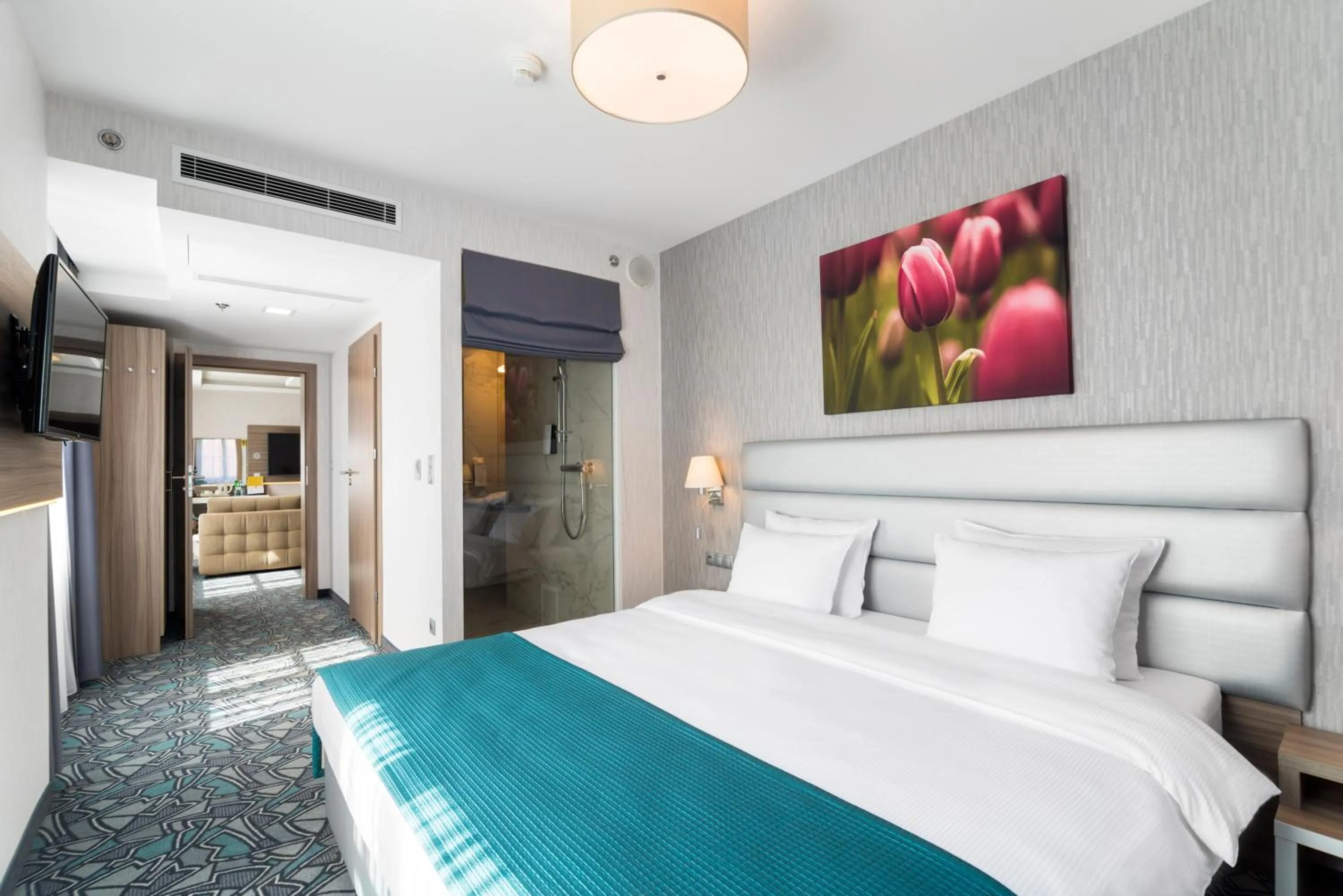 Bed in Golden Tulip Krakow Kazimierz