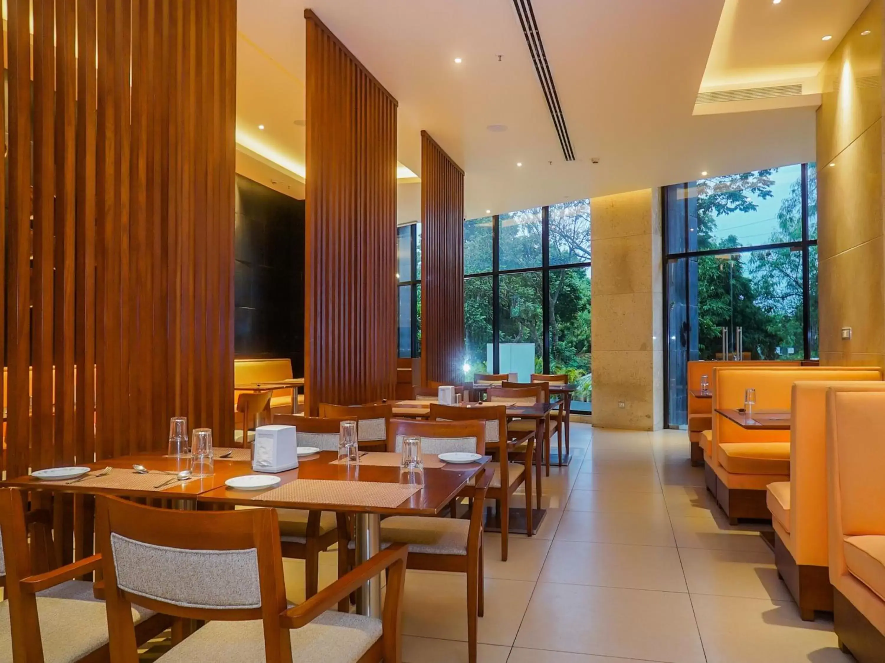 Restaurant/places to eat in Grand Tamanna Hotel Restaurant/places to eat in Grand Tamanna Hotel