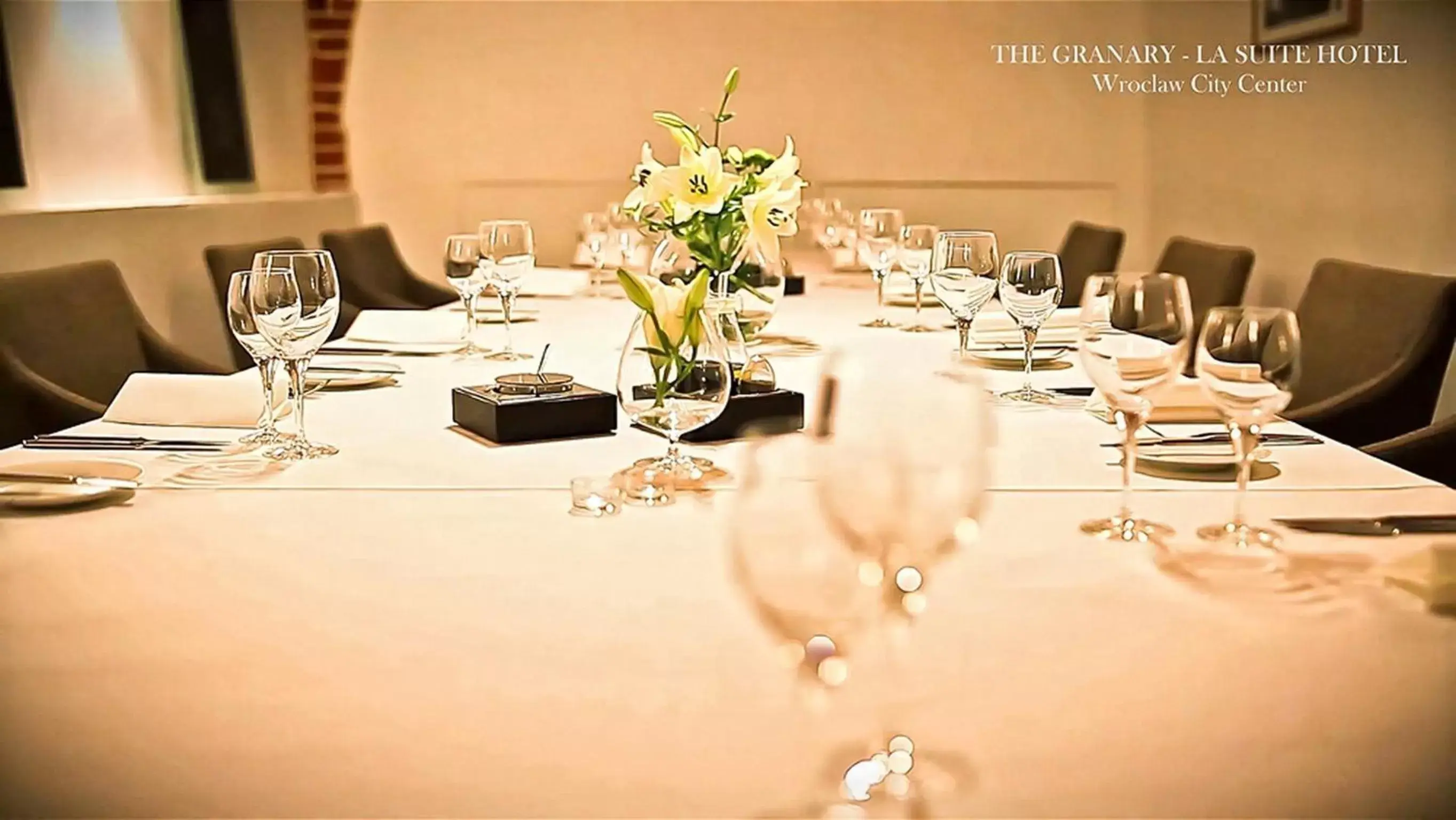 Banquet/Function facilities, Restaurant/Places to Eat in The Granary - La Suite Hotel