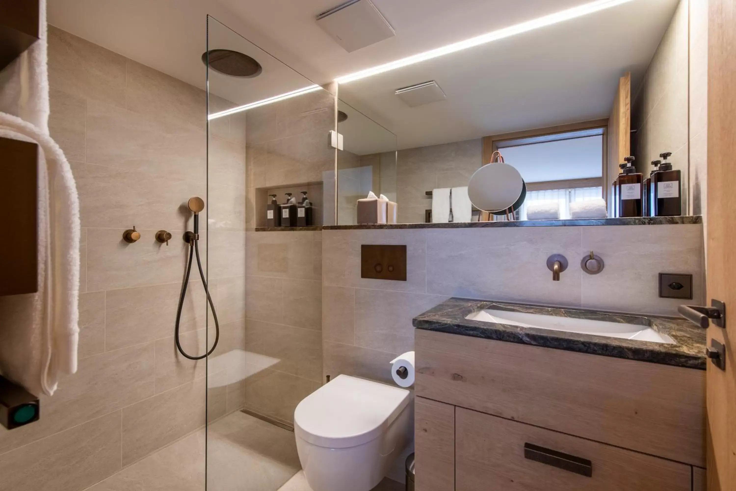 Bathroom in Hôtel de Verbier SUP Bathroom in Hôtel de Verbier SUP