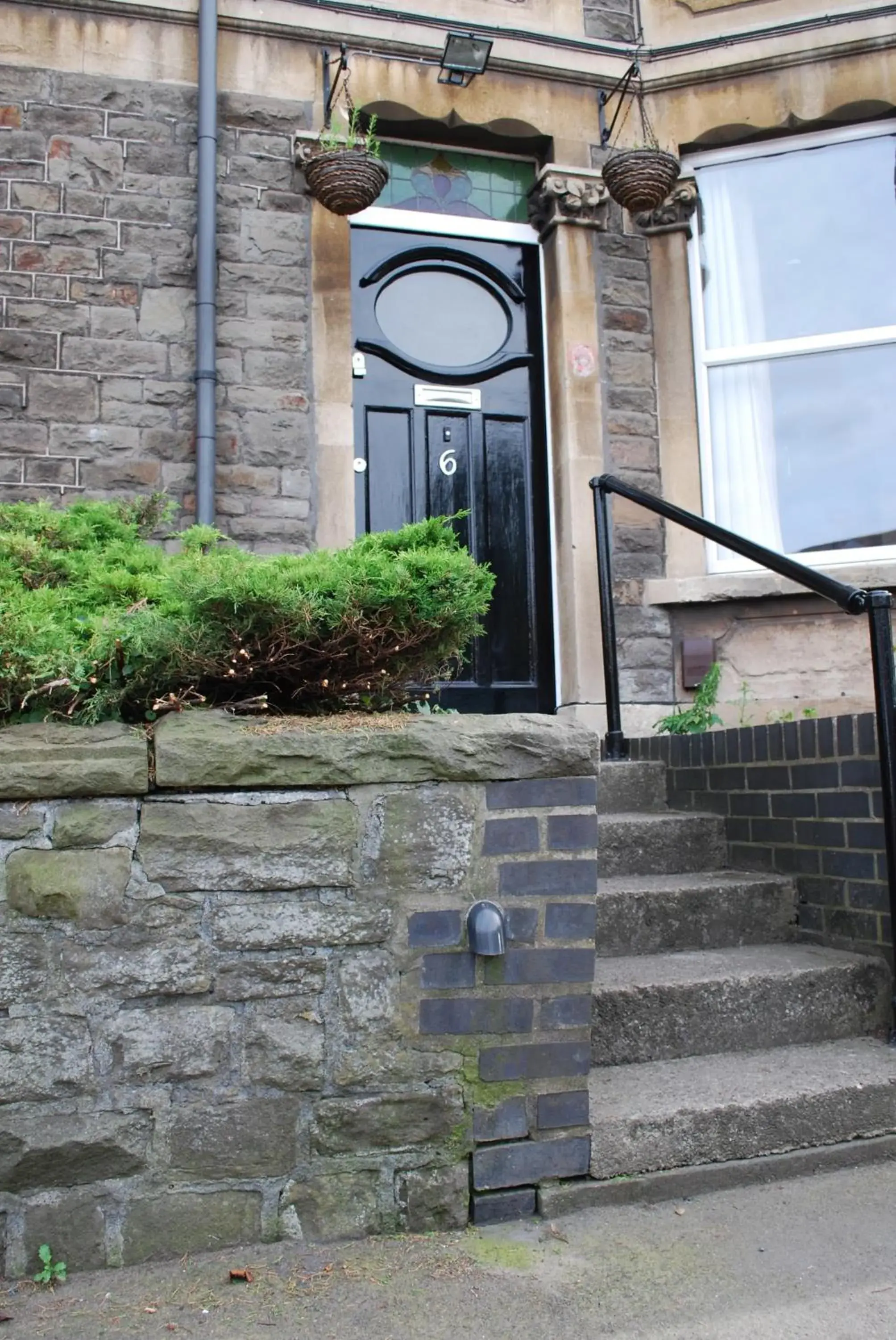 Facade/entrance in Clift Guest House Facade/entrance in Clift Guest House