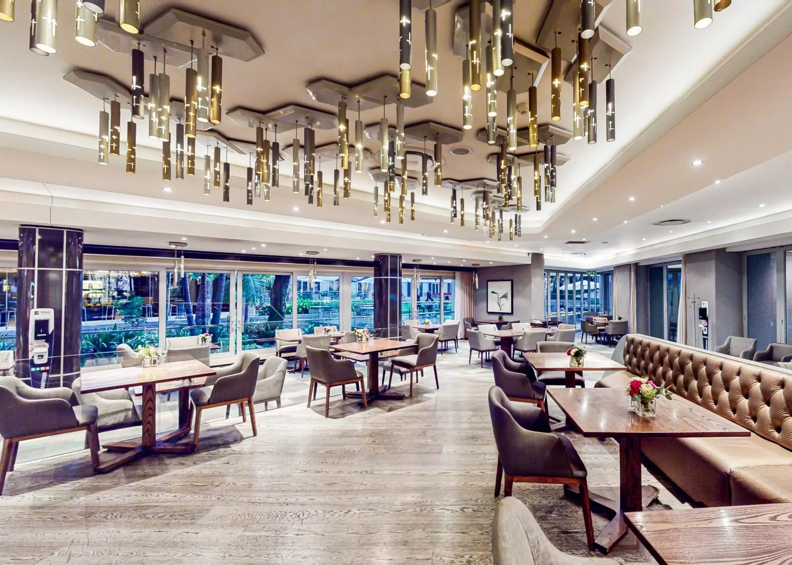Restaurant/Places to Eat in The Maslow Hotel, Sandton