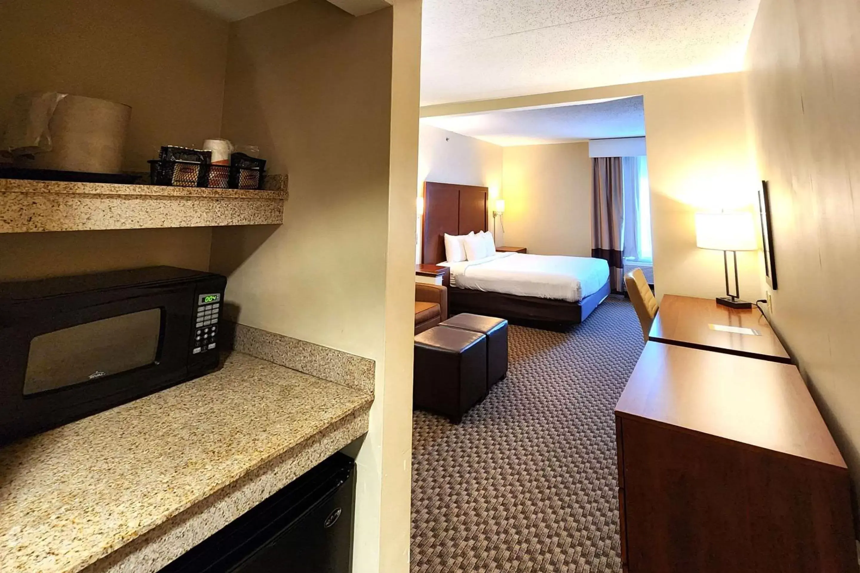 Bedroom in Comfort Inn & Suites Mount Pocono