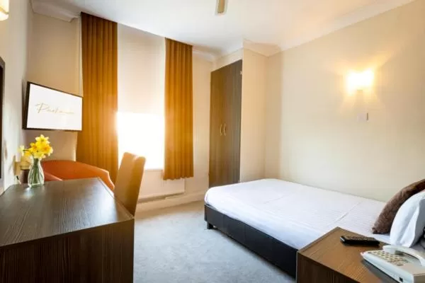 Bed in Parkmore Hotel & Leisure Club, Sure Hotel Collection by BW