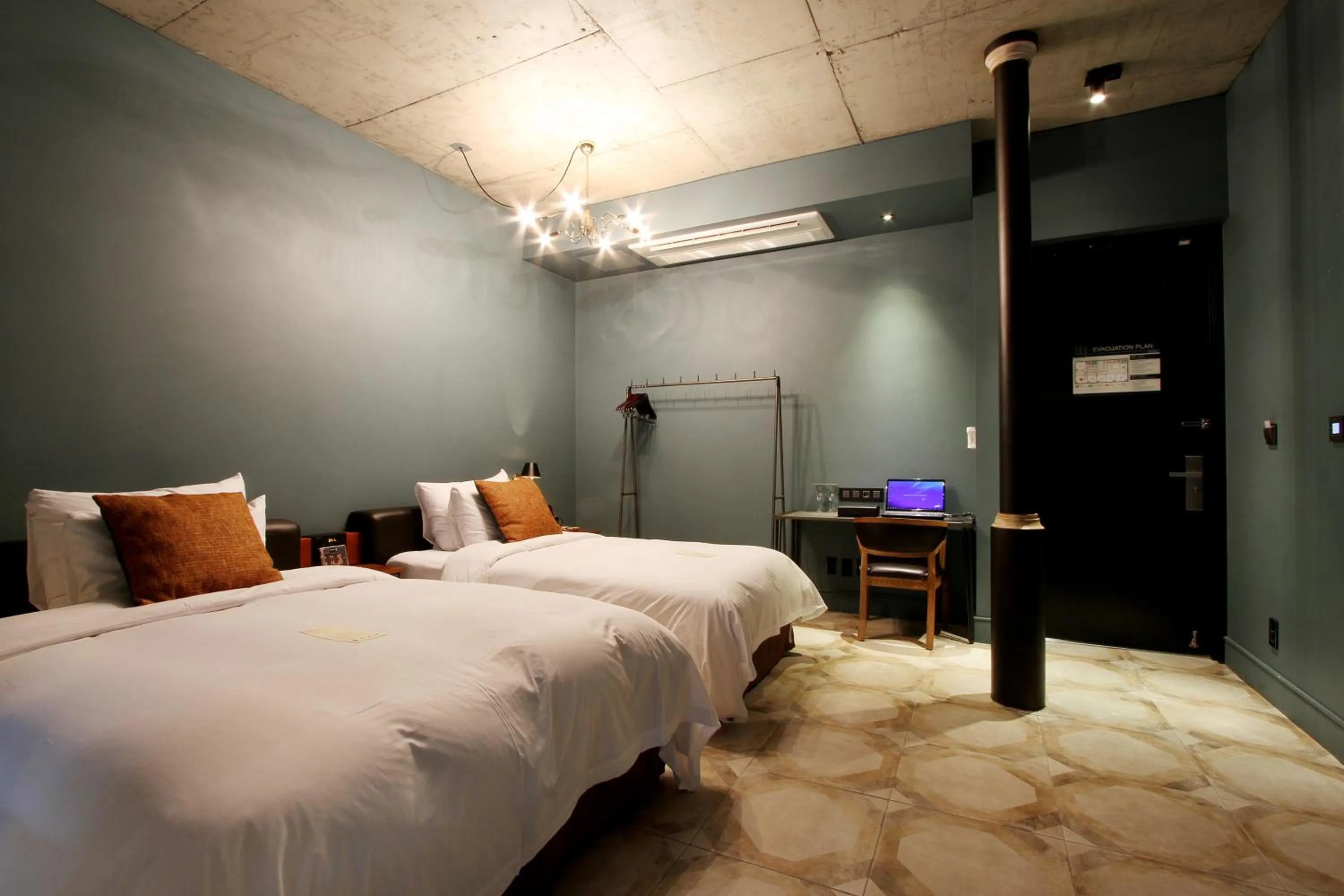 Photo of the whole room, Bed in Boutique Hotel Loft