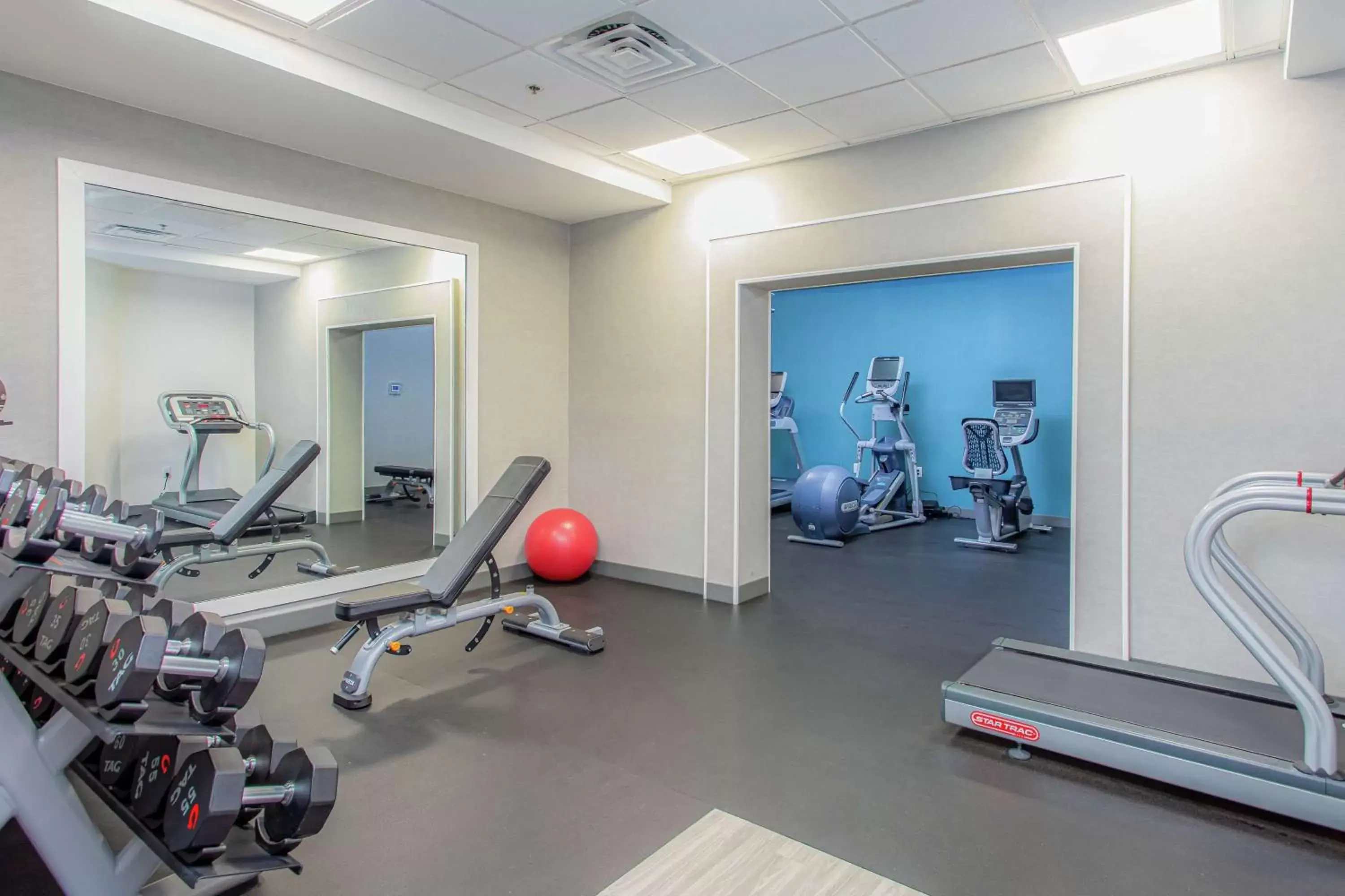 Fitness centre/facilities, Fitness Center/Facilities in Hampton Inn Pensacola Beach