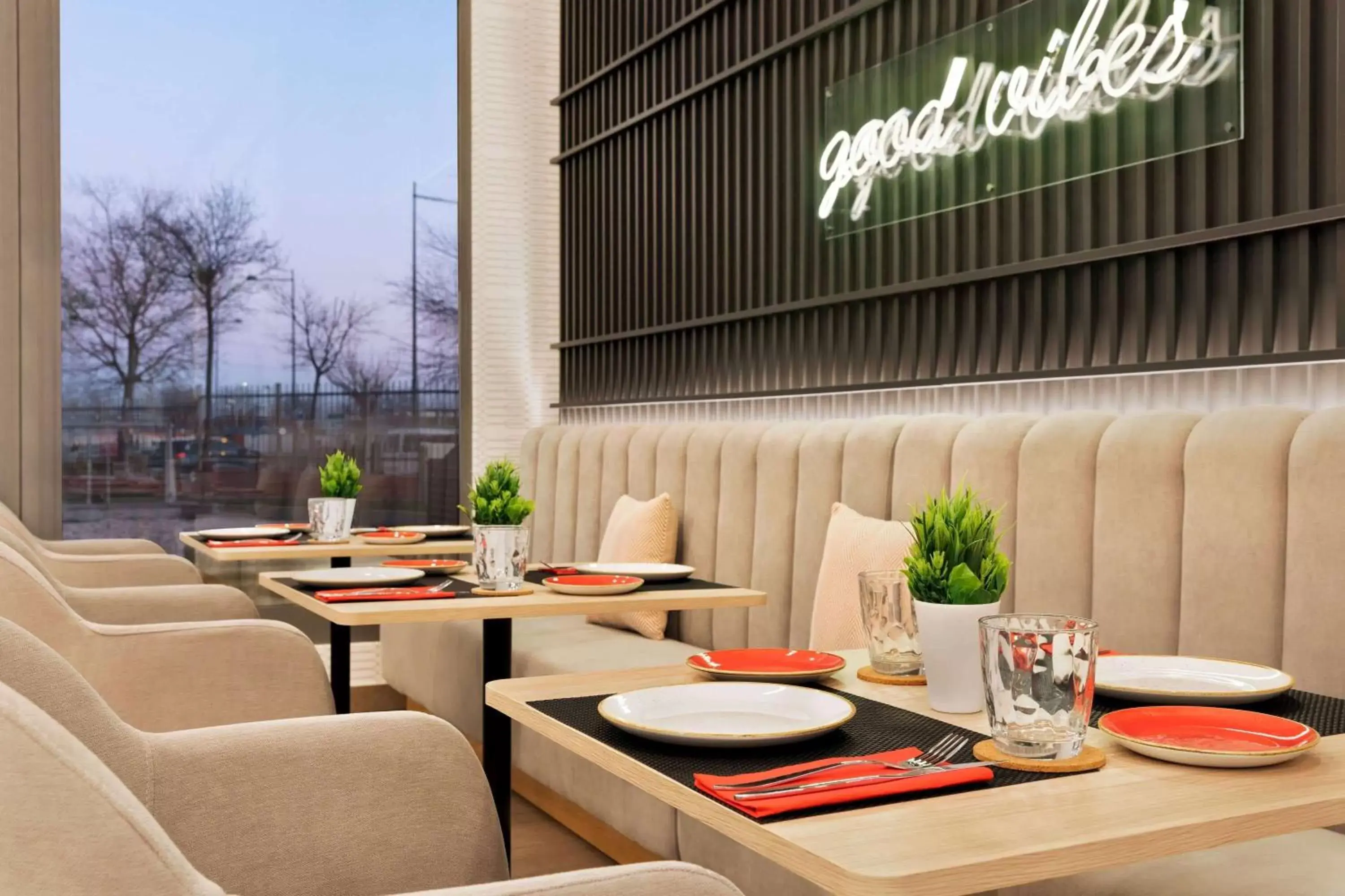 Restaurant/Places to Eat in Ramada by Wyndham Madrid Getafe