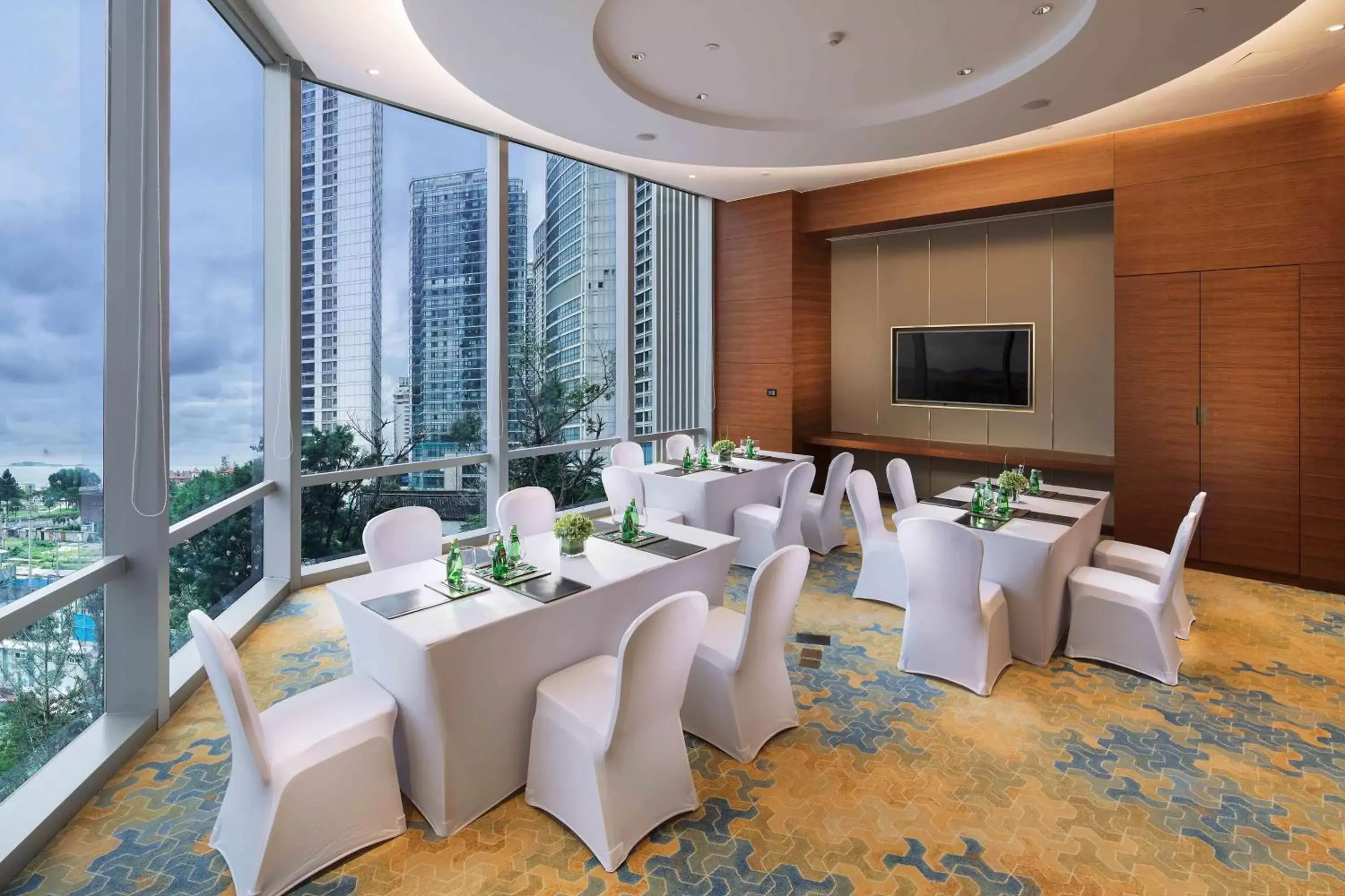 Meeting/conference room, Banquet Facilities in Hilton Yantai