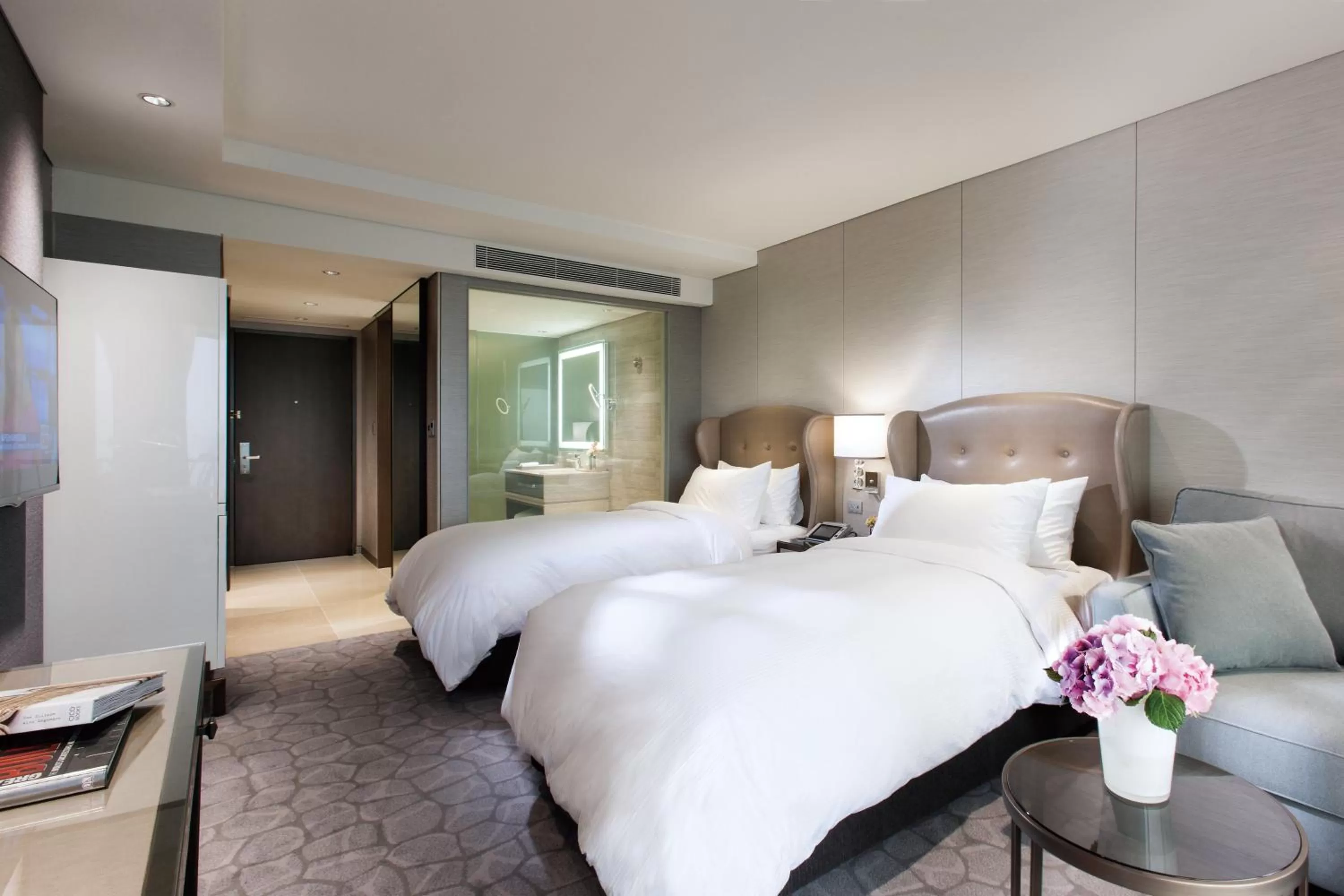 Bed in Paradise Hotel Busan