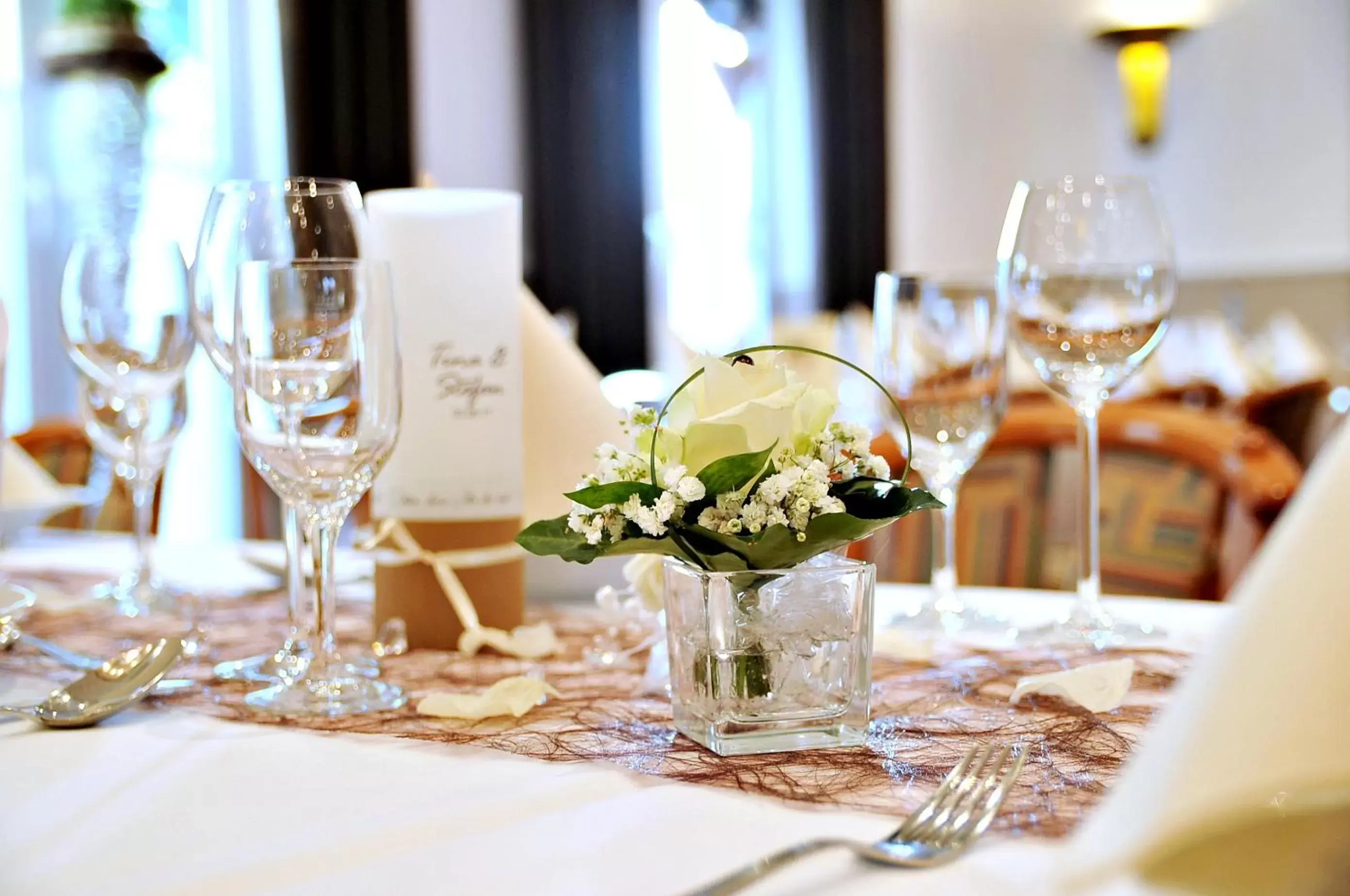 Banquet/Function facilities, Restaurant/Places to Eat in Hotel Restaurant Bürgerklause Tapken