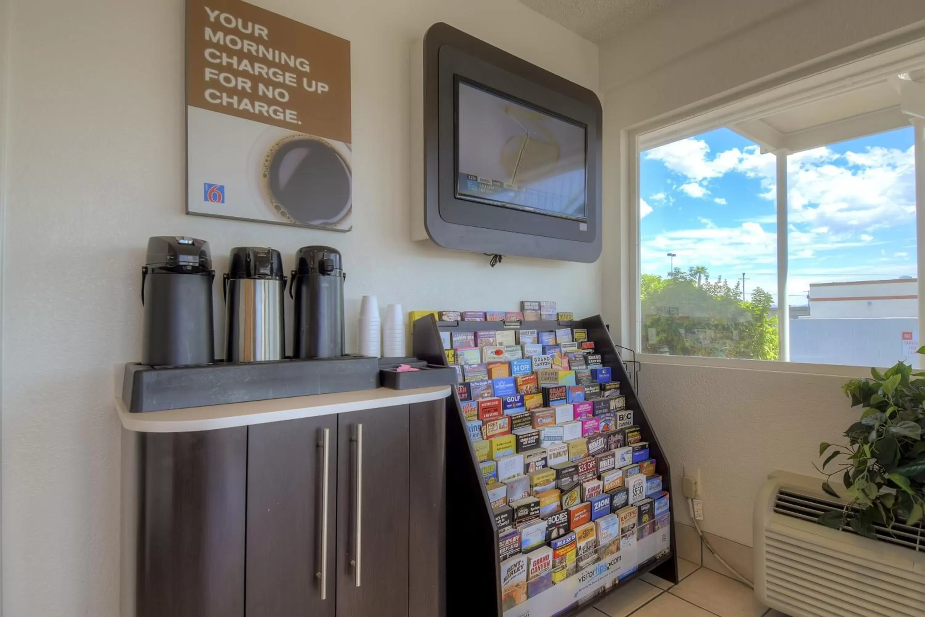 Coffee/tea facilities in Motel 6-Las Vegas, NV - Boulder Hwy