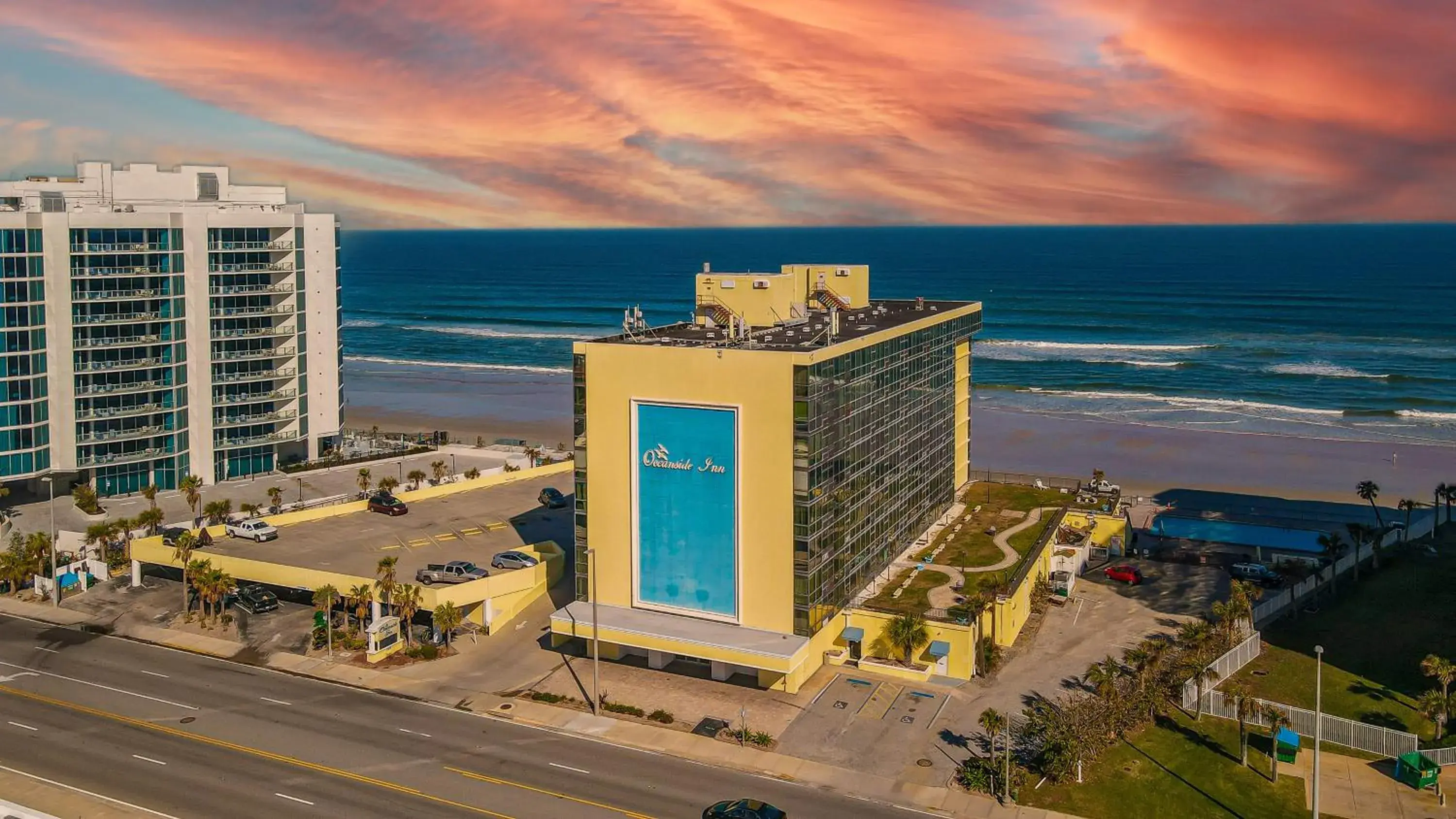 Natural landscape, Bird's-eye View in oceanside inn