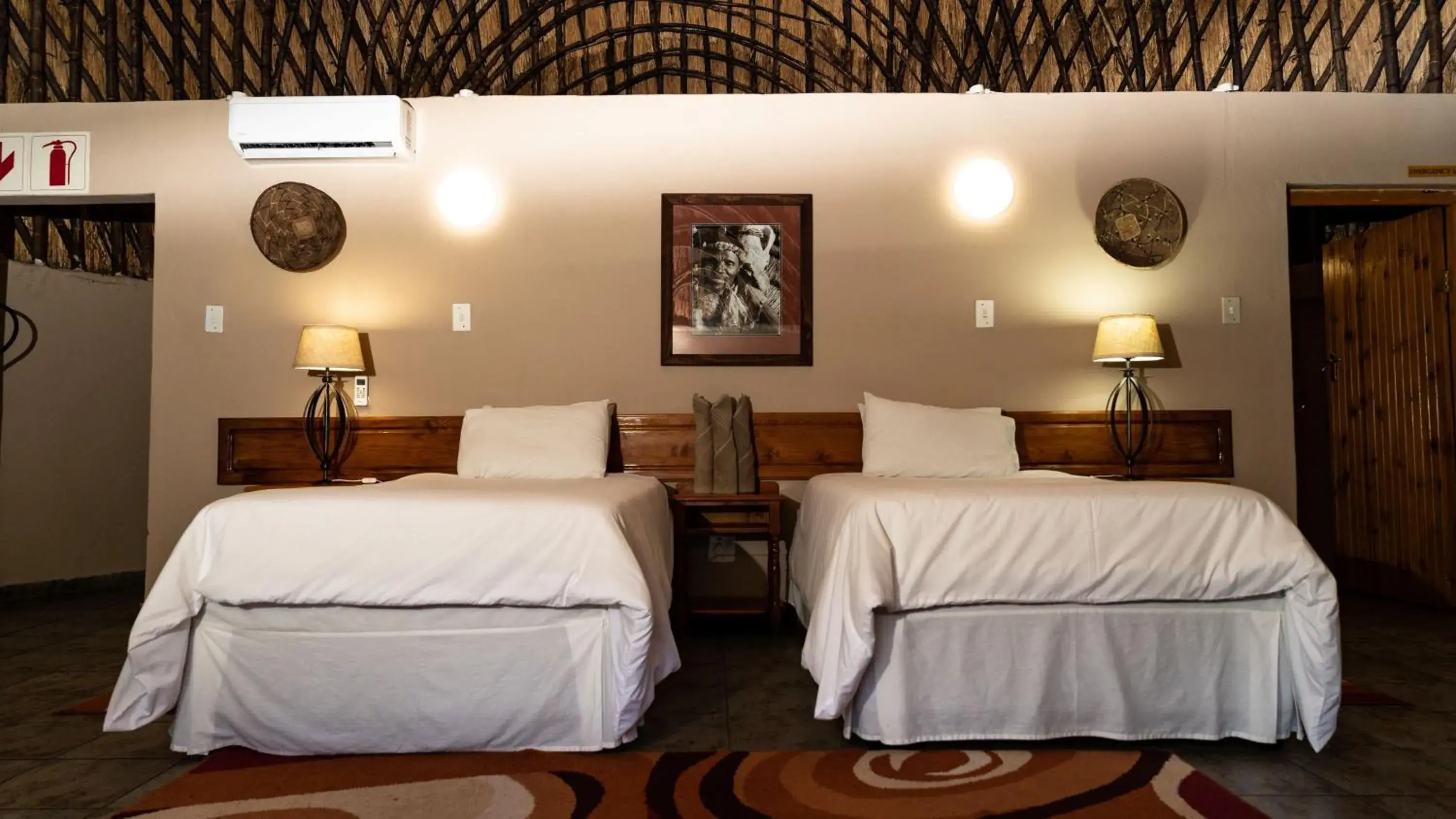 Photo of the whole room, Bed in Gooderson DumaZulu Lodge