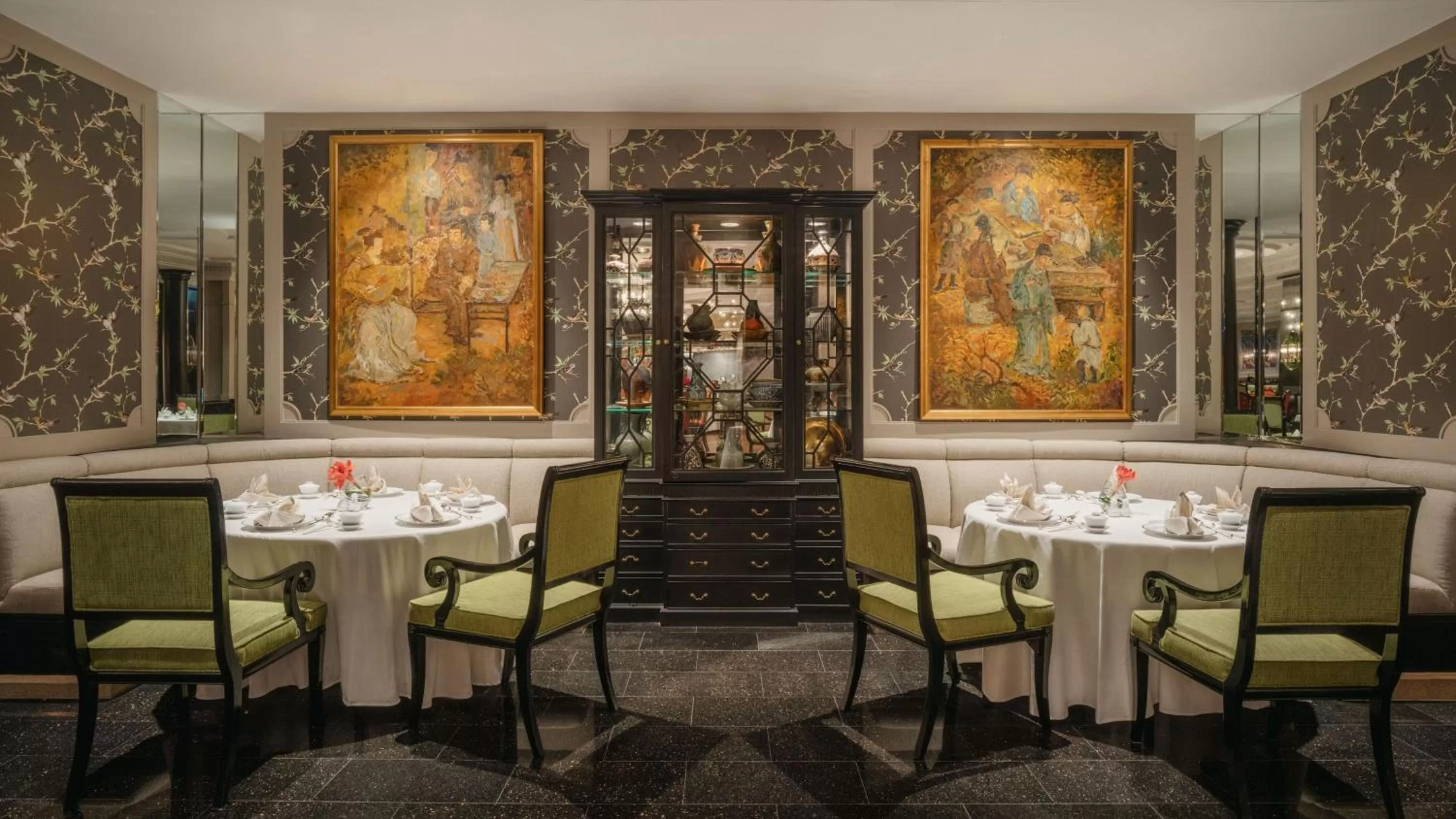 Restaurant/places to eat in InterContinental Bangkok by IHG