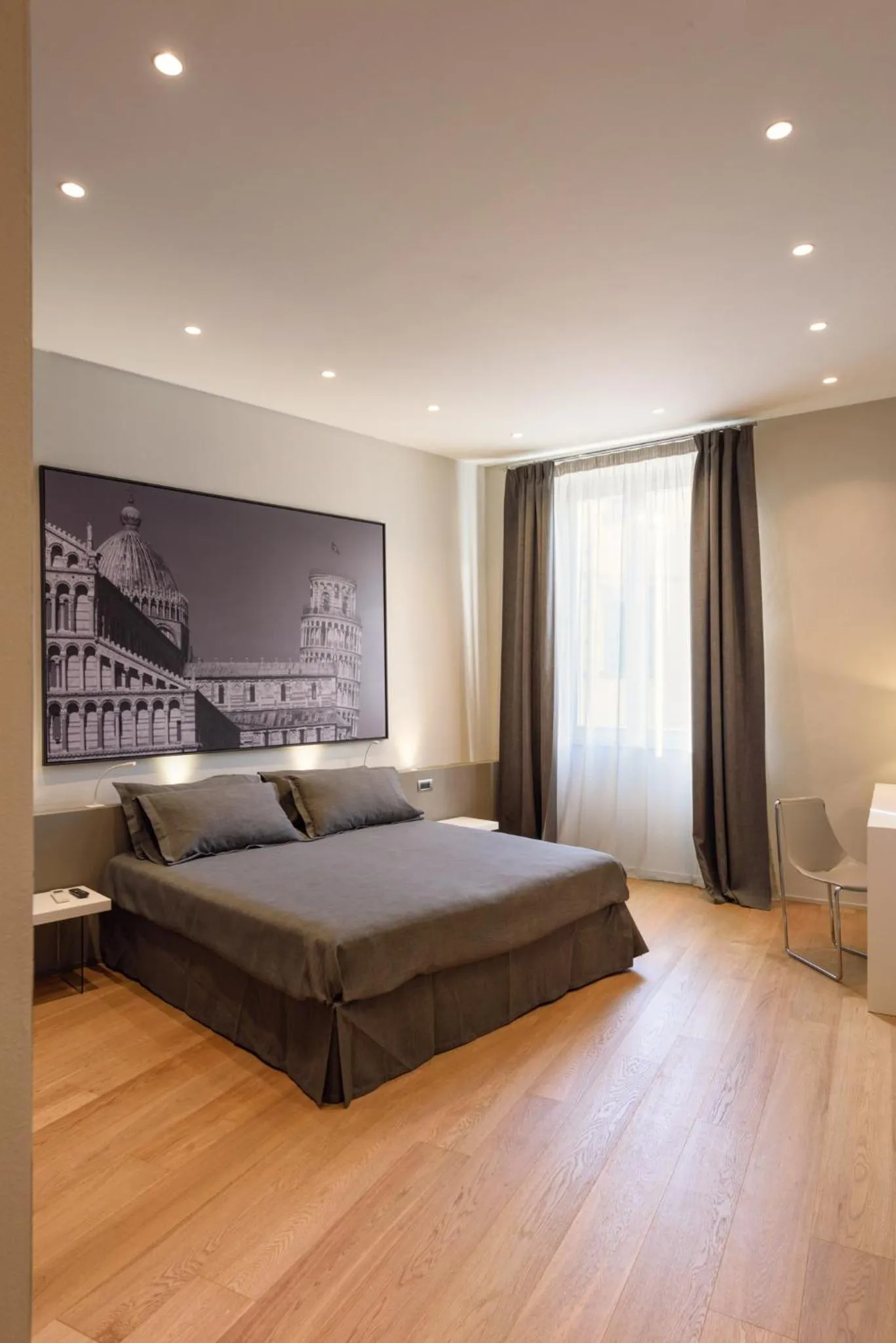 Bed in Palazzo Vasarri - Luxury design suites