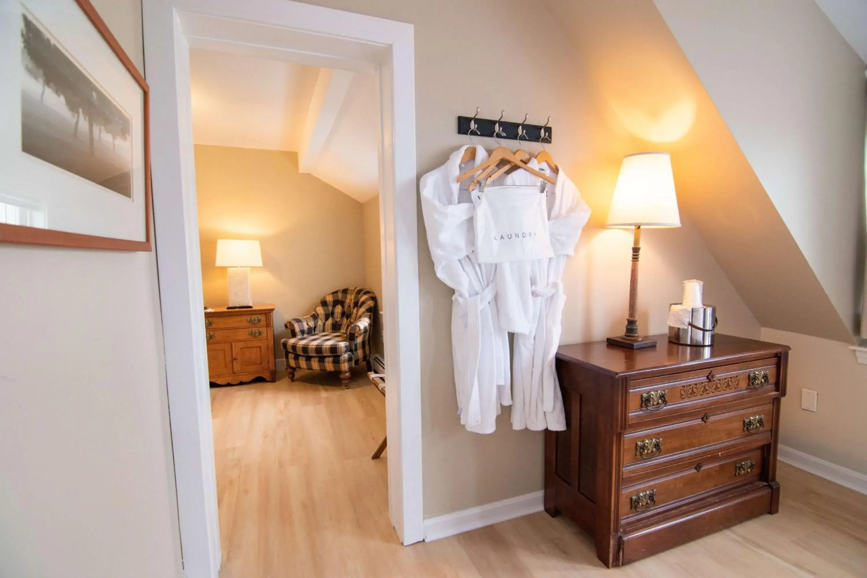 Bedroom, Bed in The Beach House Inn