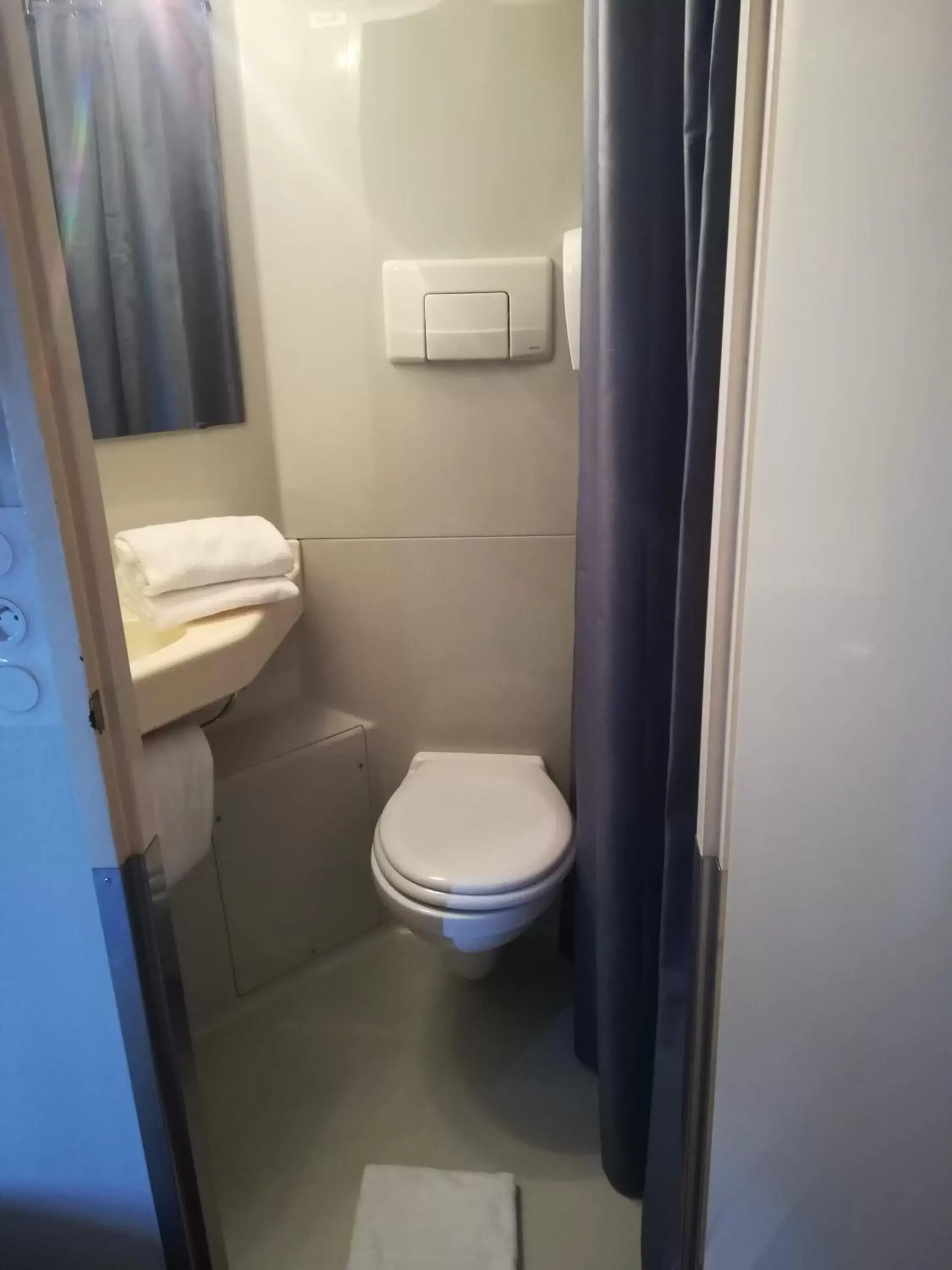 Toilet, Bathroom in Premiere Classe Vichy - Bellerive Sur Allier