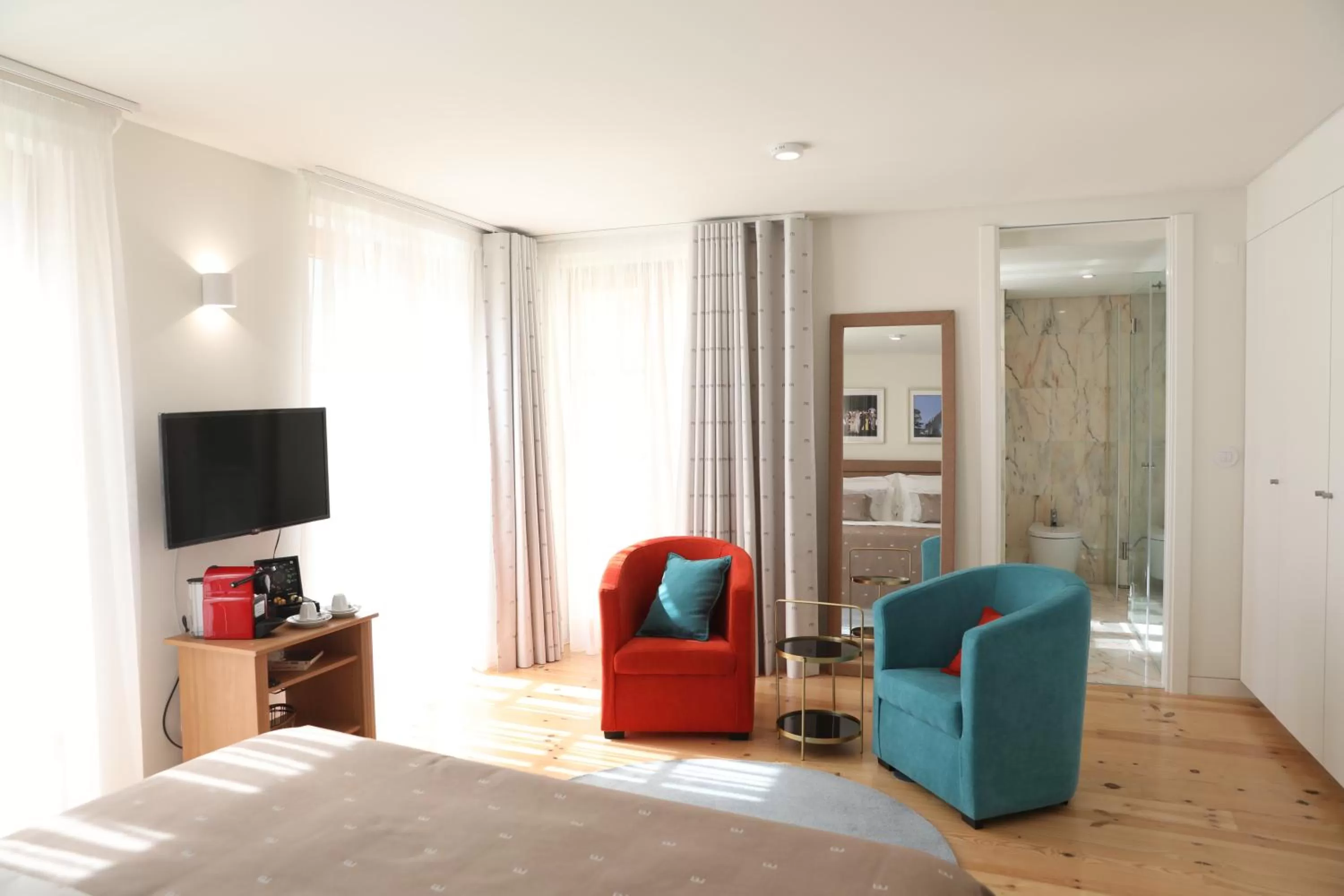 Communal lounge/ TV room, Seating Area in TM Luxury Apartments Lisbon