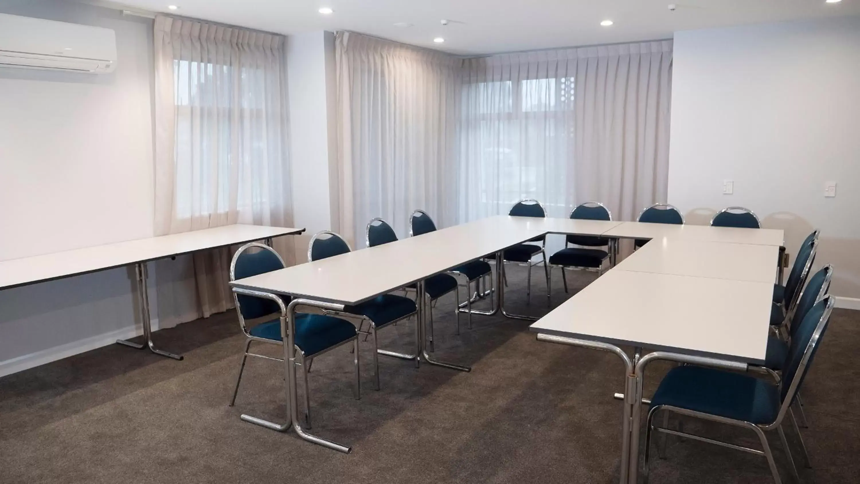 Business facilities in Carnmore Hotel Takapuna