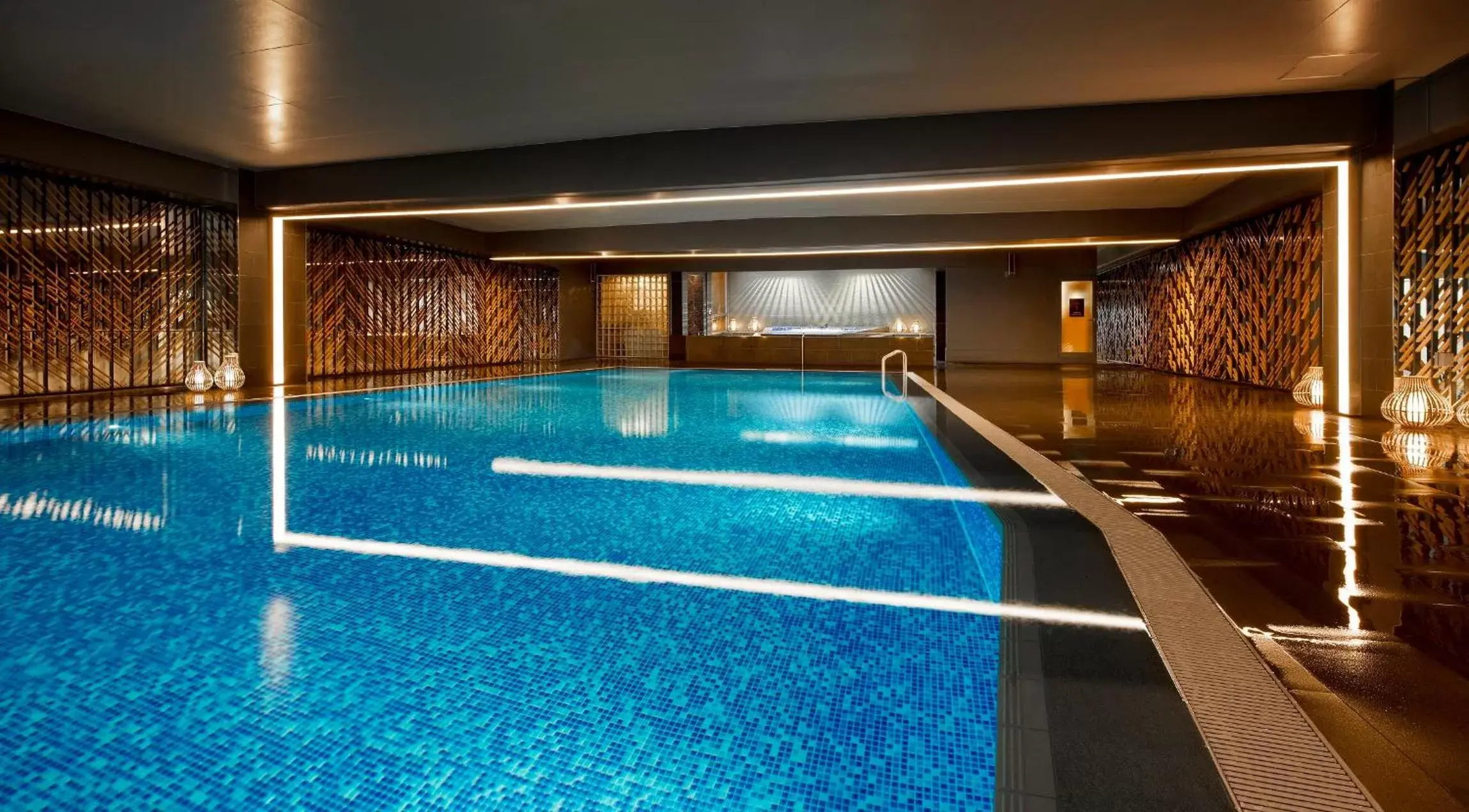 Swimming Pool in RIHGA Royal Hotel Kyoto