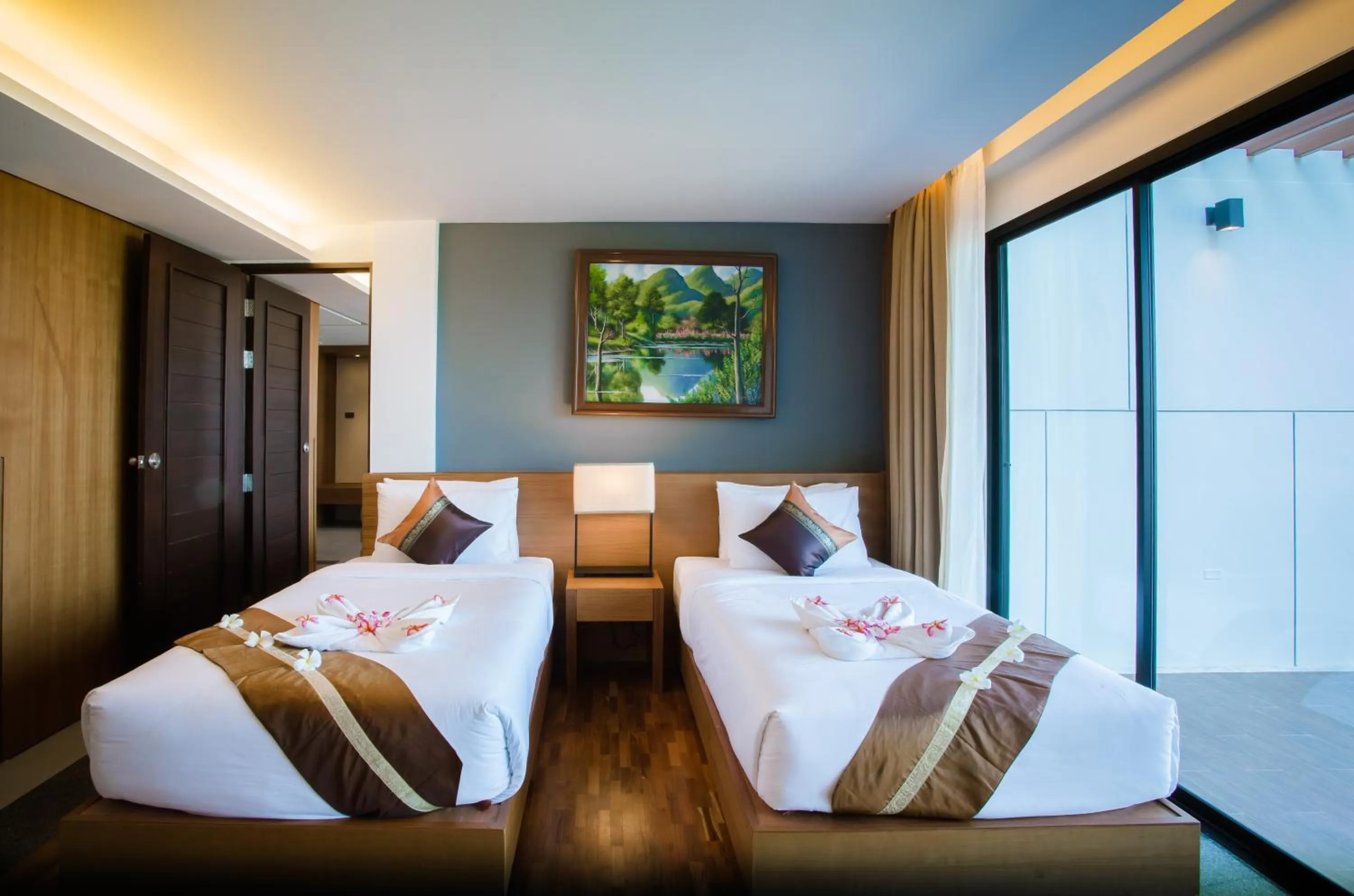 Executive Deluxe Suite in Chalong Chalet Resort