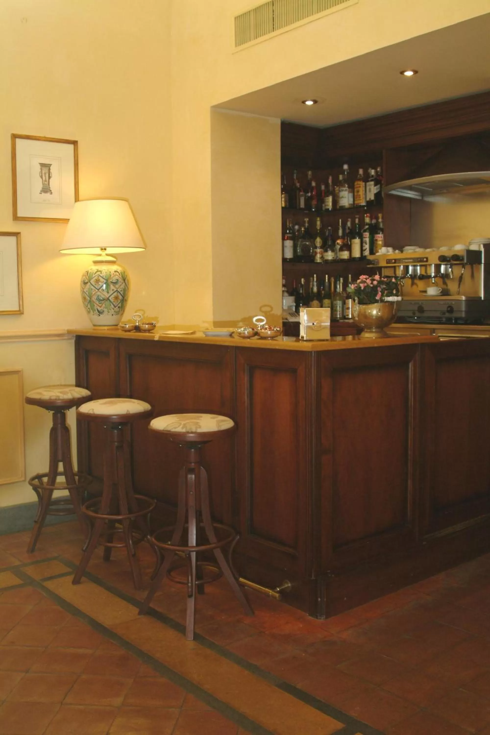 Lounge or bar in Hotel La Ville