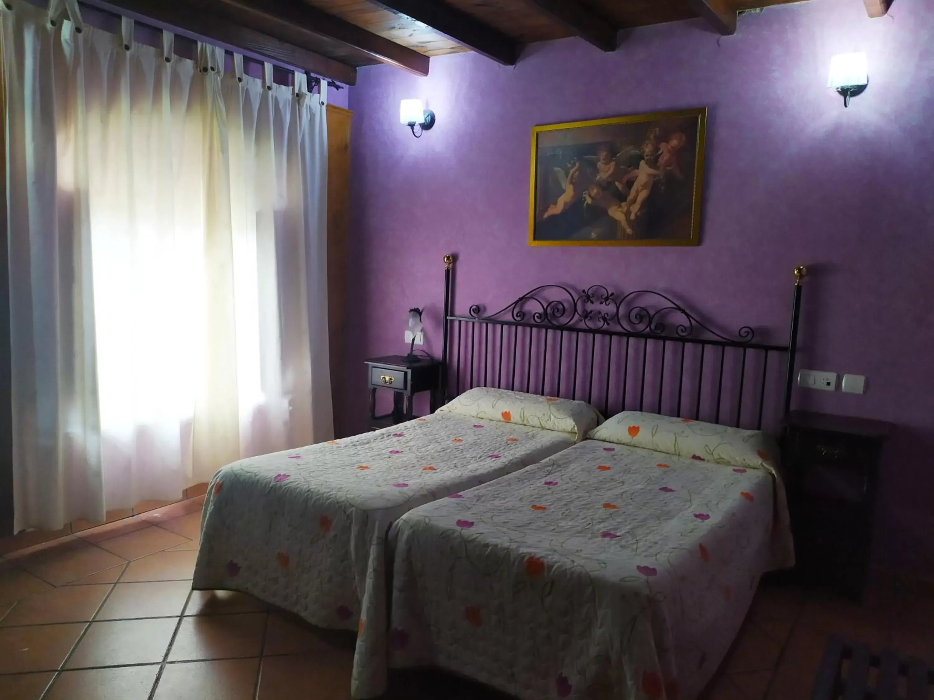 Bed in Hospedium Hotel Rural Soterraña